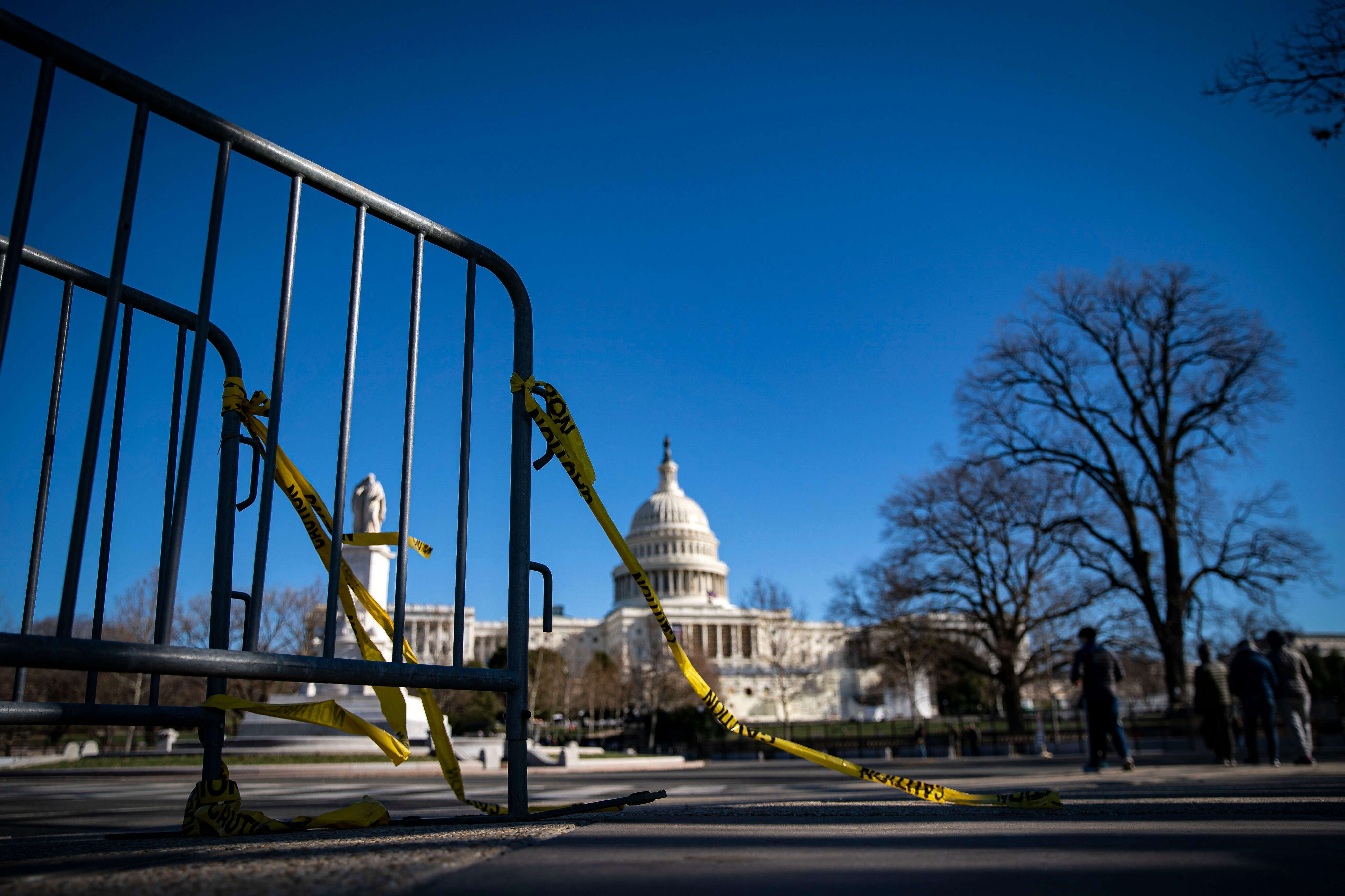 Federal workers still have lingering questions on Trump's buyout — and just hours left to decide