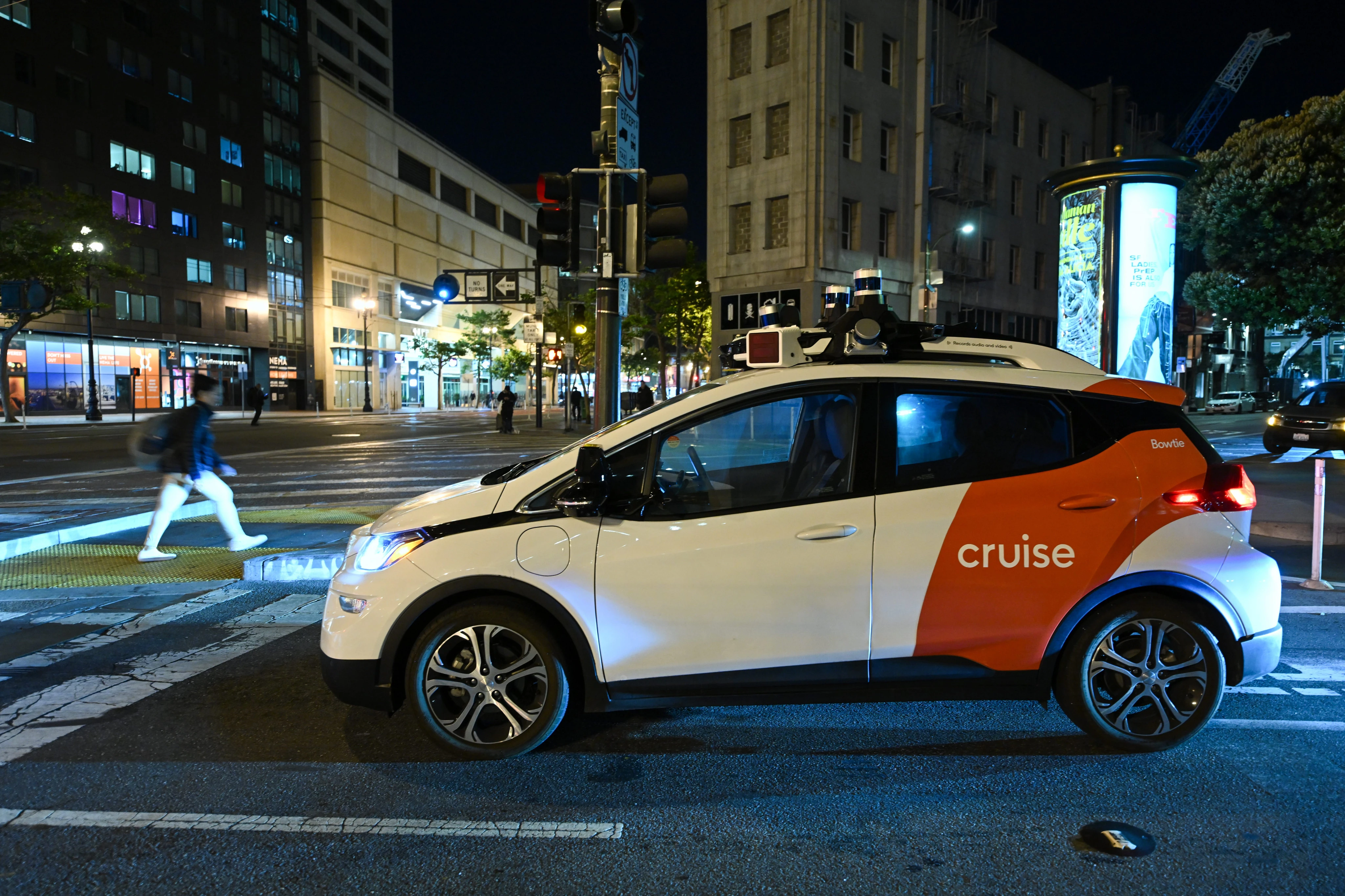 People think self-driving cars should be 'better' than human drivers, executive says