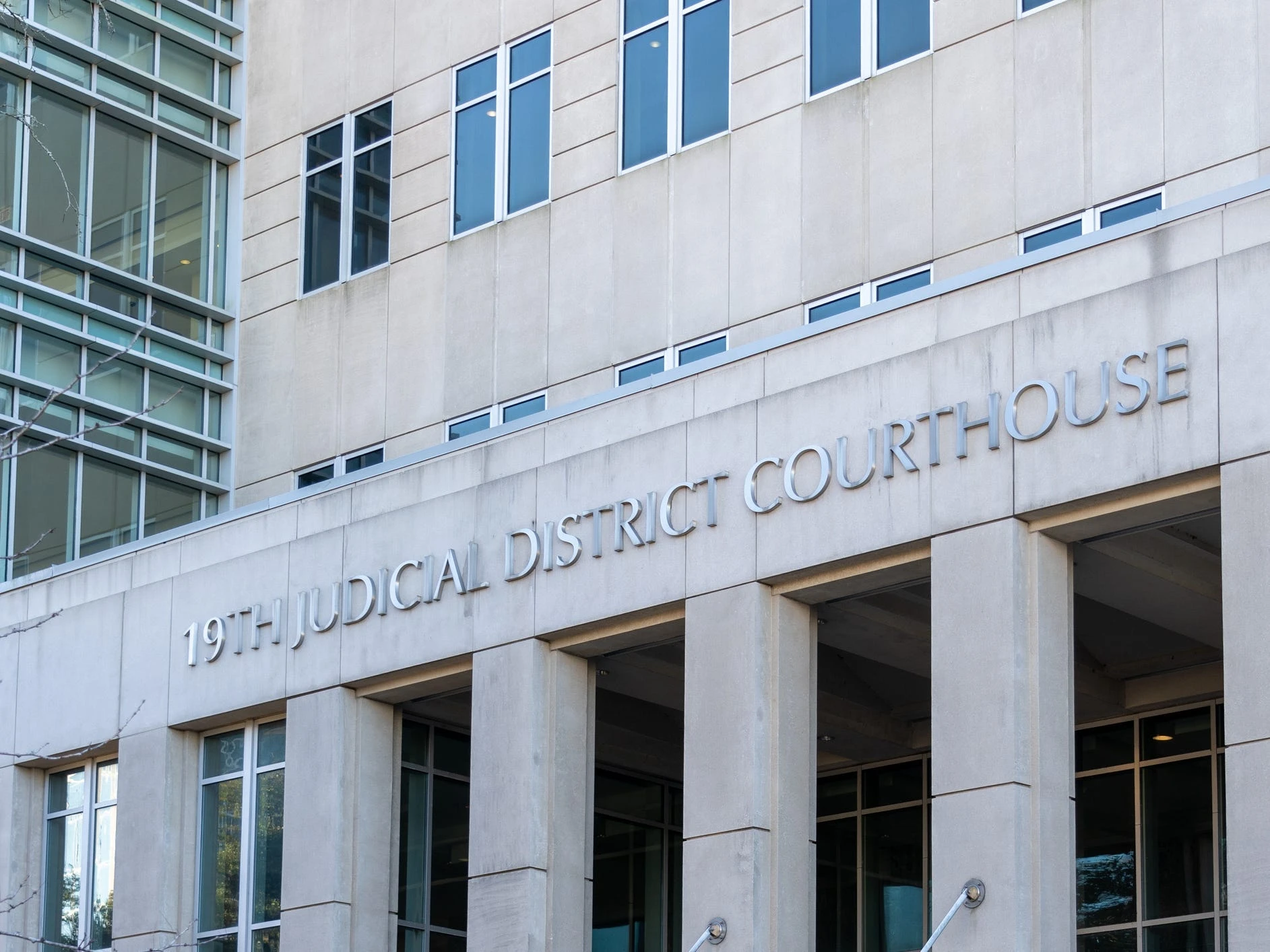 The blame game over AI hallucinations in court filings has started