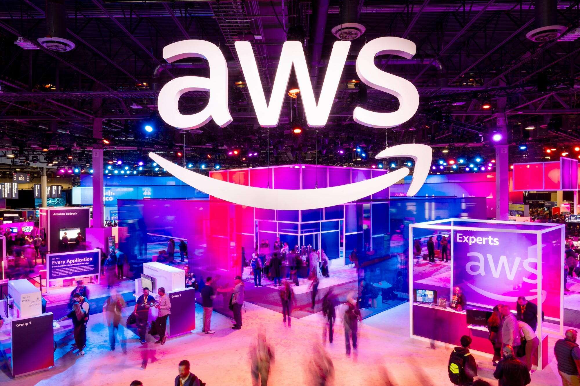 Over 90% of AWS's biggest data center customers are now using its homegrown Graviton chips, executive says