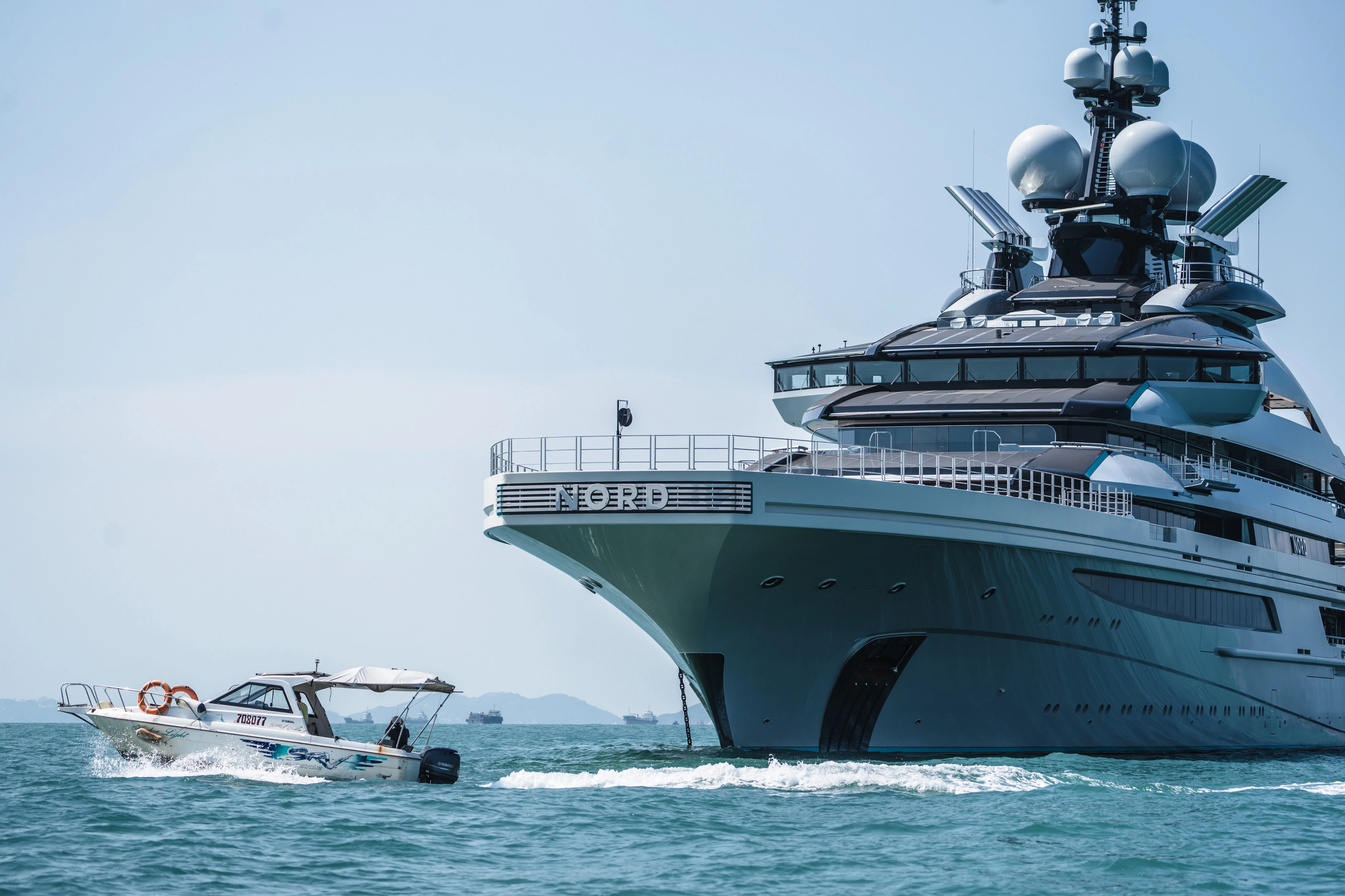 A $500 million Russian superyacht managed to sail through the blockaded Strait of Hormuz