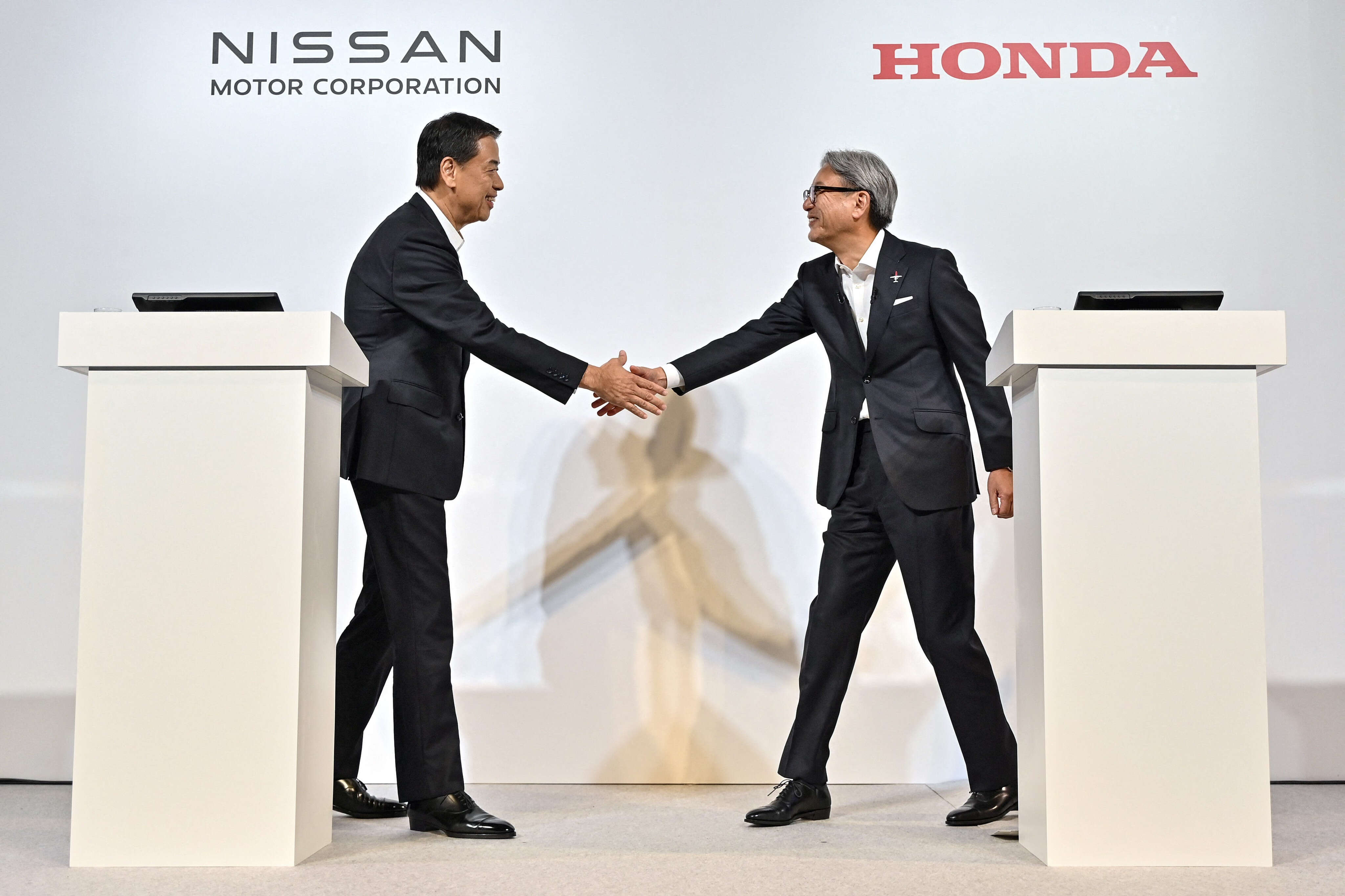 Nissan and Honda officially enter merger talks to take on Tesla and create the world's 3rd largest car company