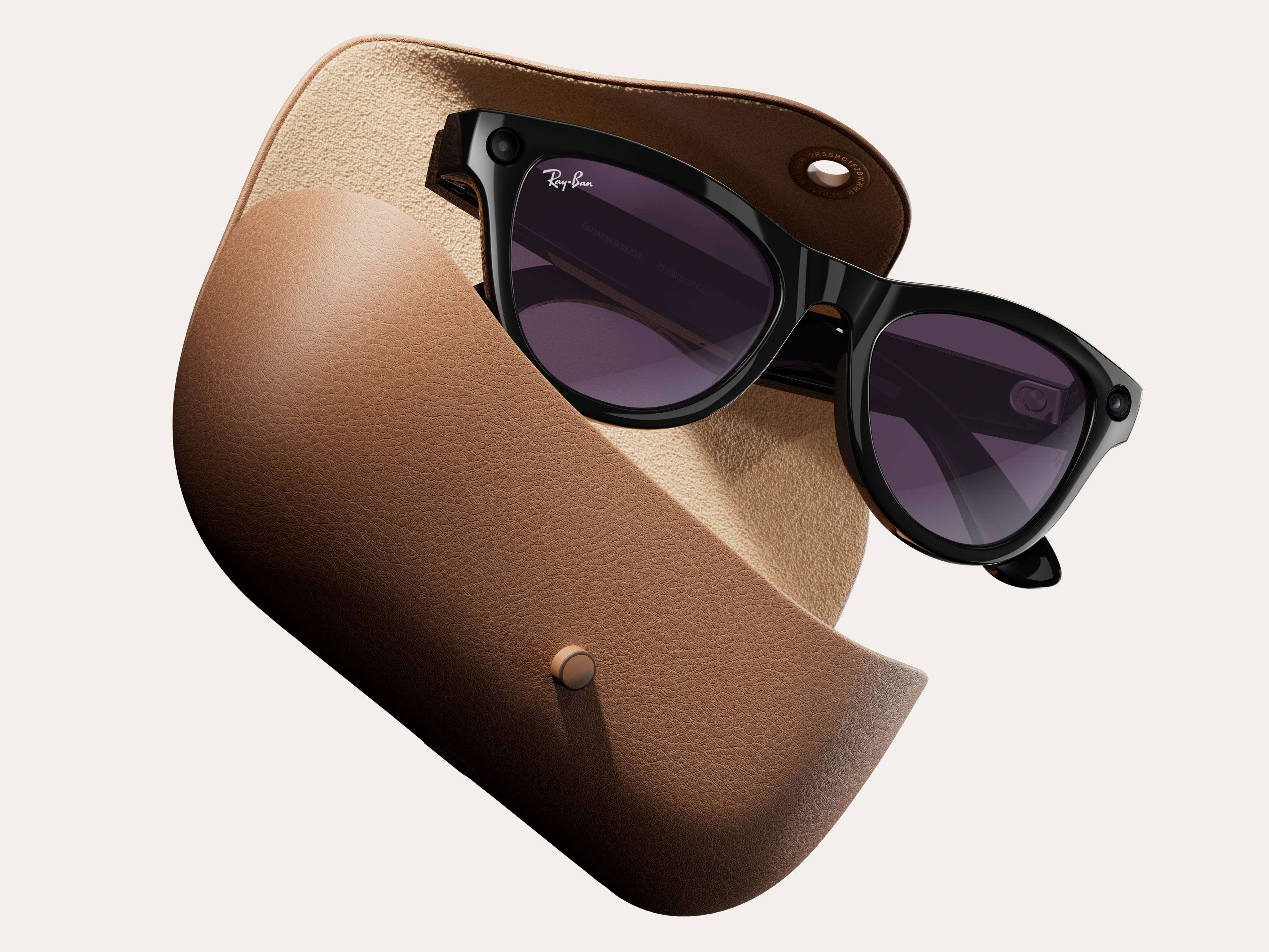 Oprah just favorited Meta's Ray-Ban glasses in the latest sign the product is taking off