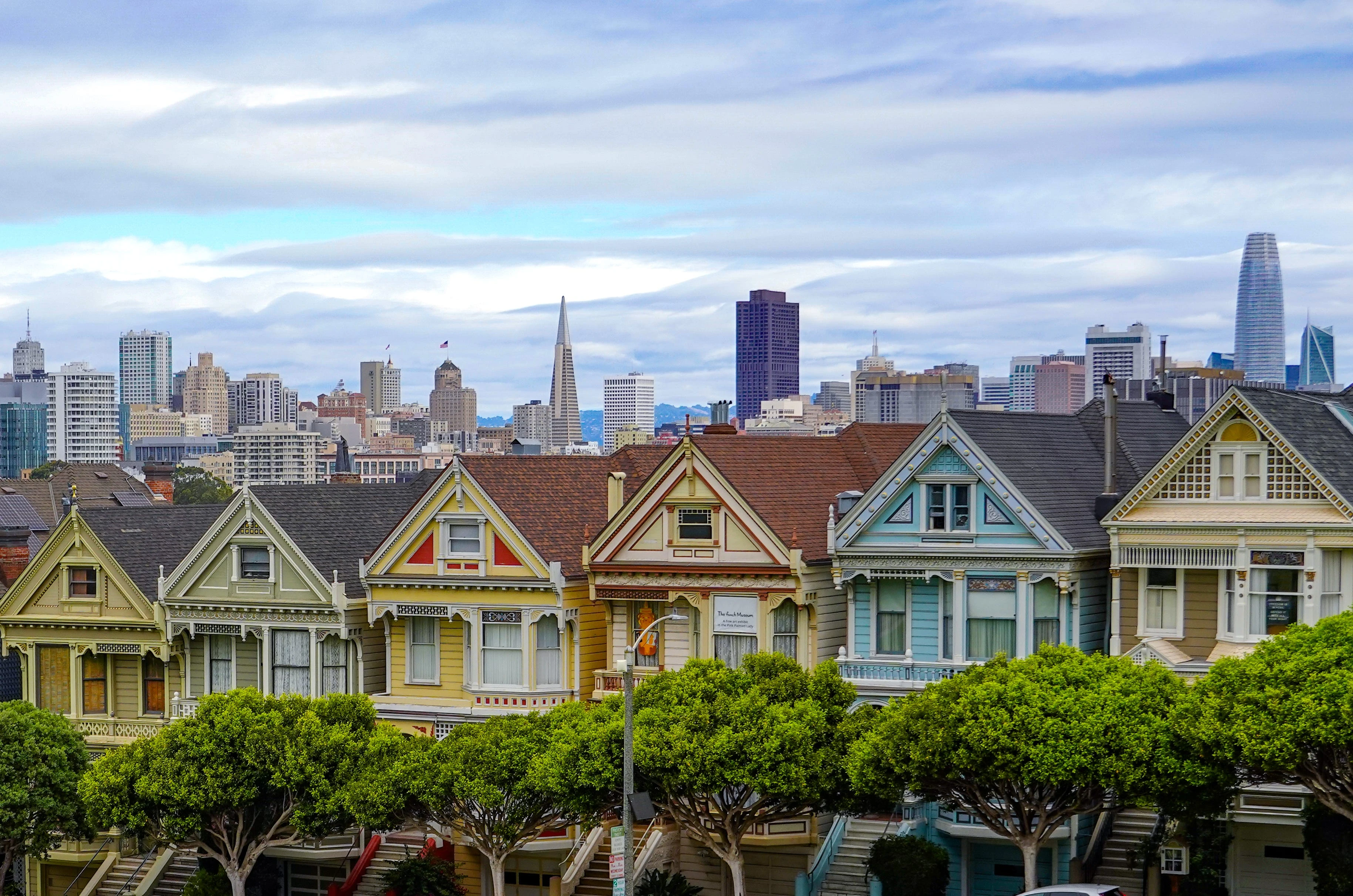 A VC's viral tweet has people debating if $500K in San Francisco means you're destined for the 'permanent underclass'