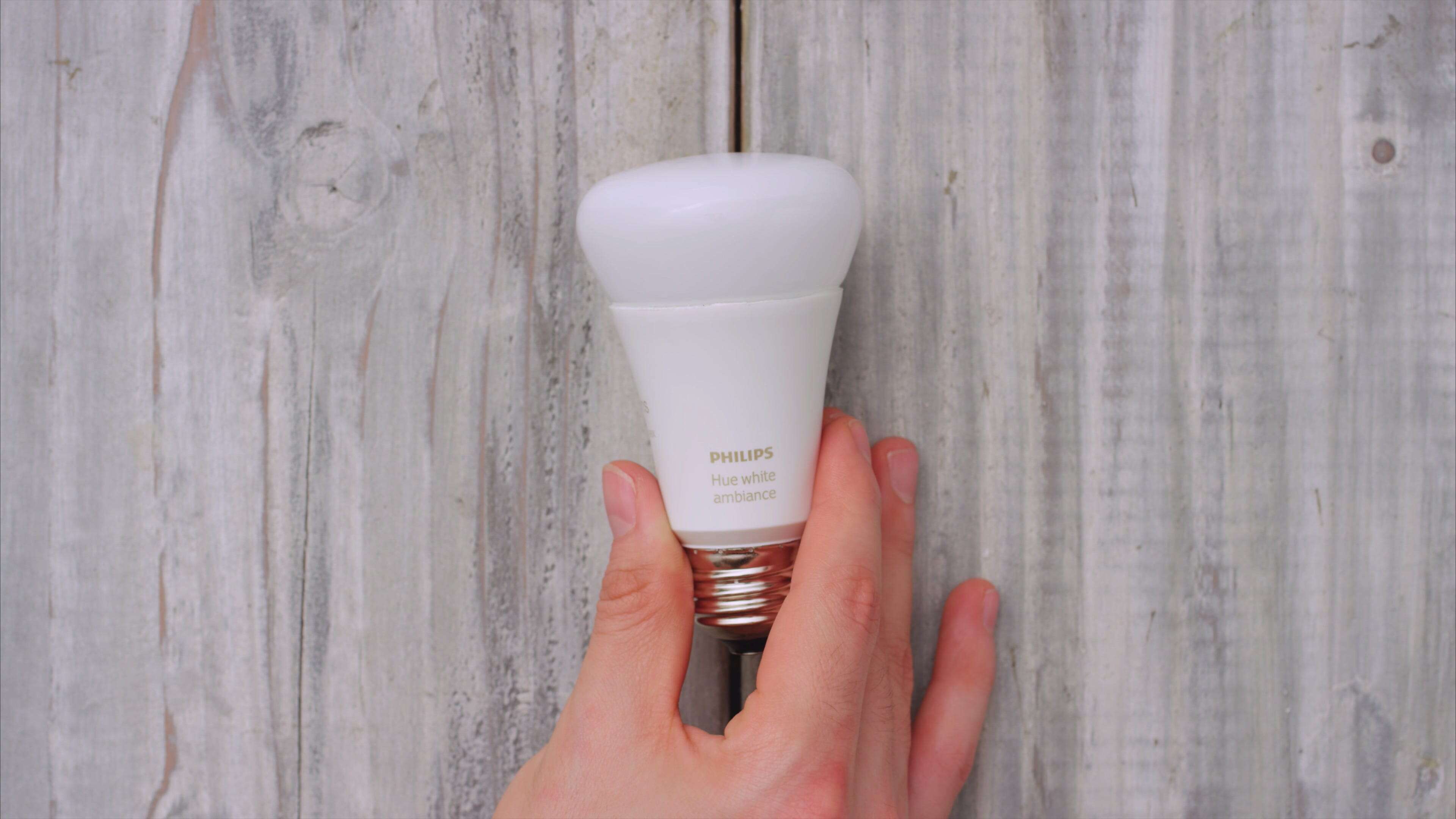 People's Philips Hue smart lightbulbs are going rogue