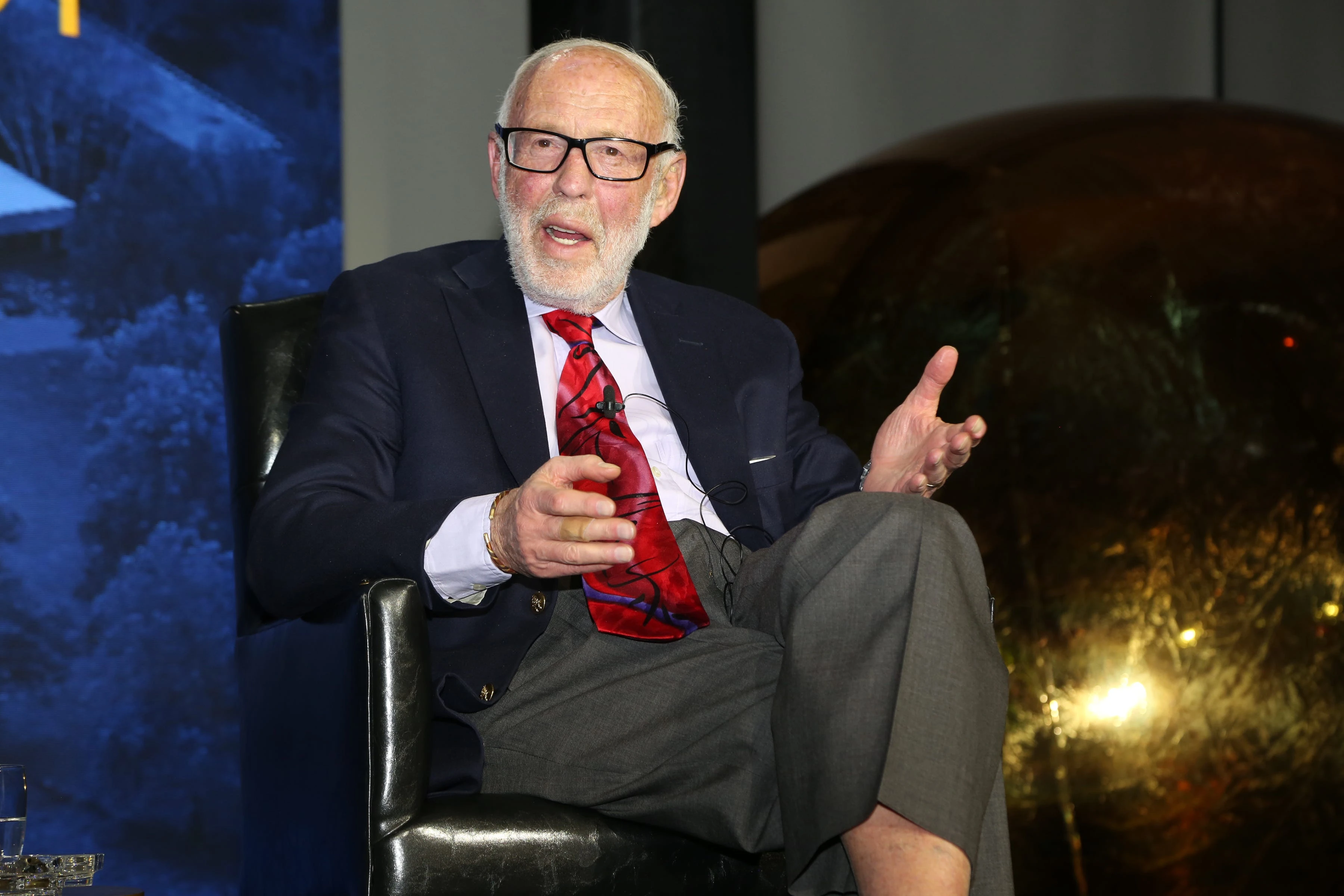 Jim Simons, legendary hedge fund manager who cracked the market, dead at 86