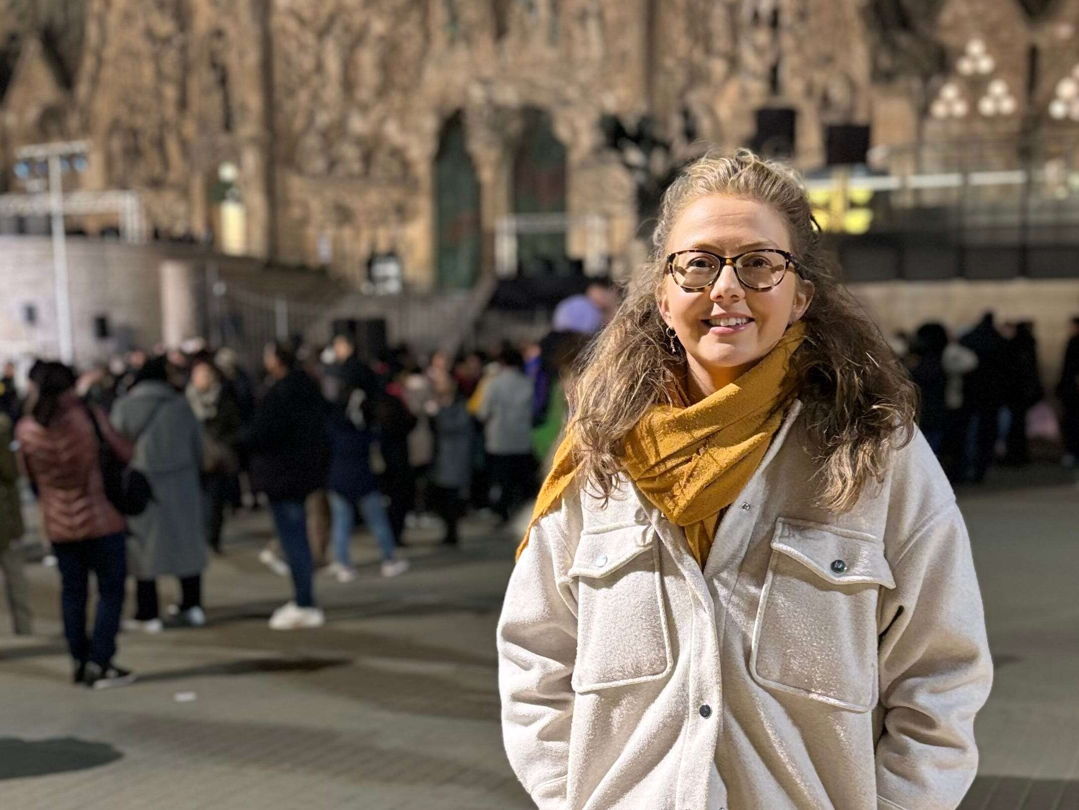 I uprooted my life at 33 to move to Barcelona. As a single woman, dating abroad has been a totally different experience.