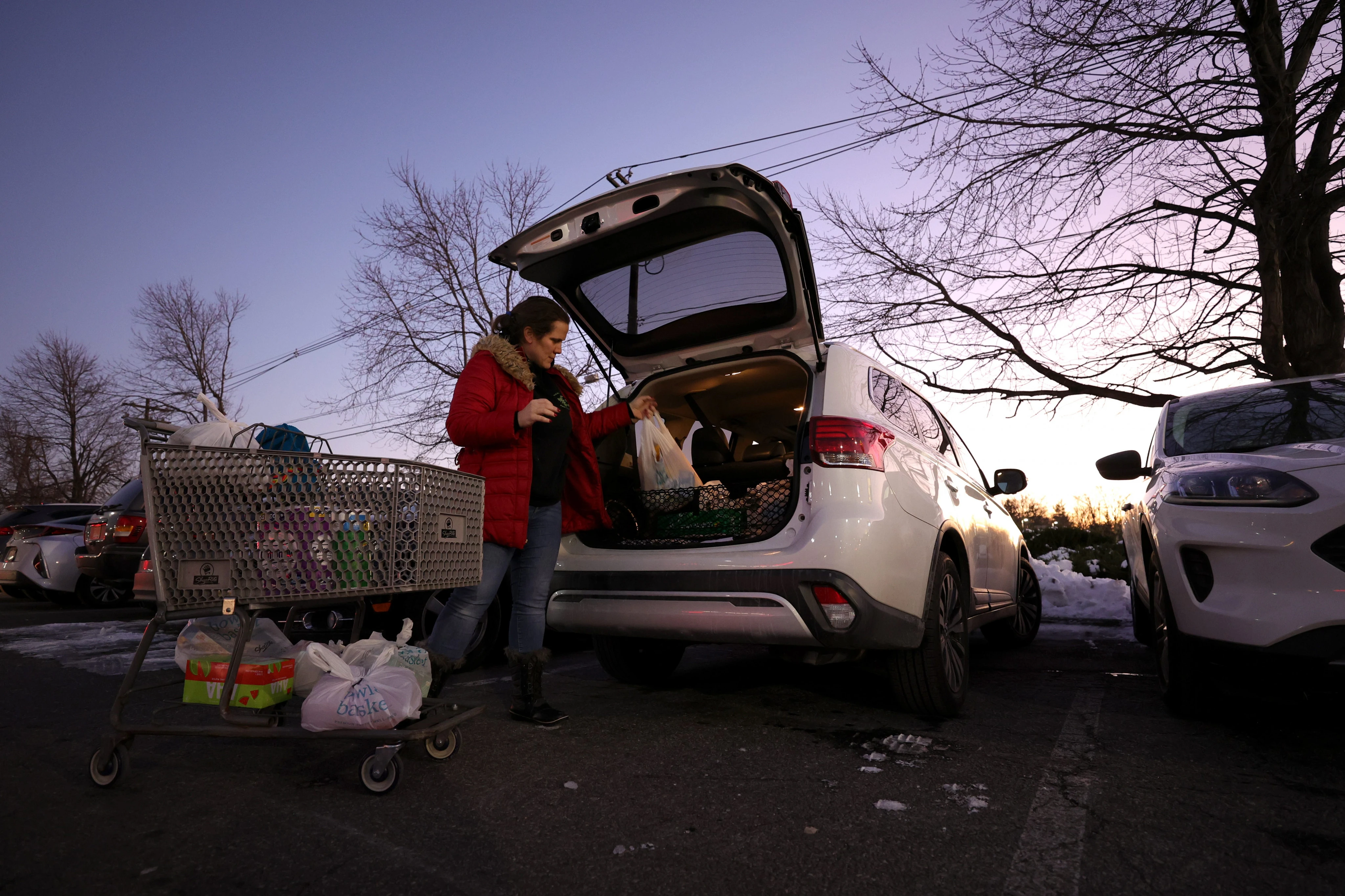 Amazon's latest grocery expansion pushed supermarkets toward Instacart, its incoming CEO said