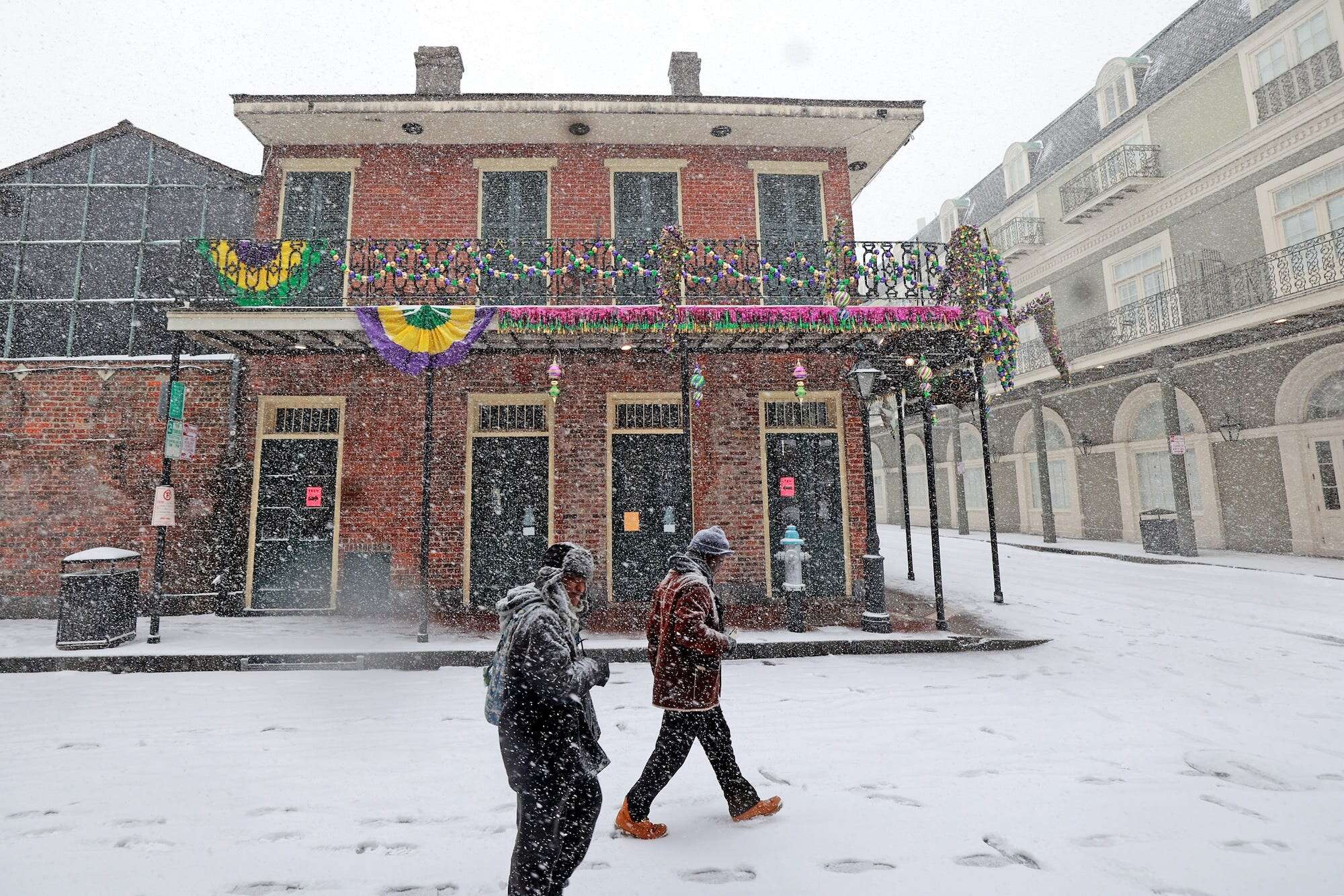 Photos show landmarks across the South covered in snow during its rare winter snowstorm