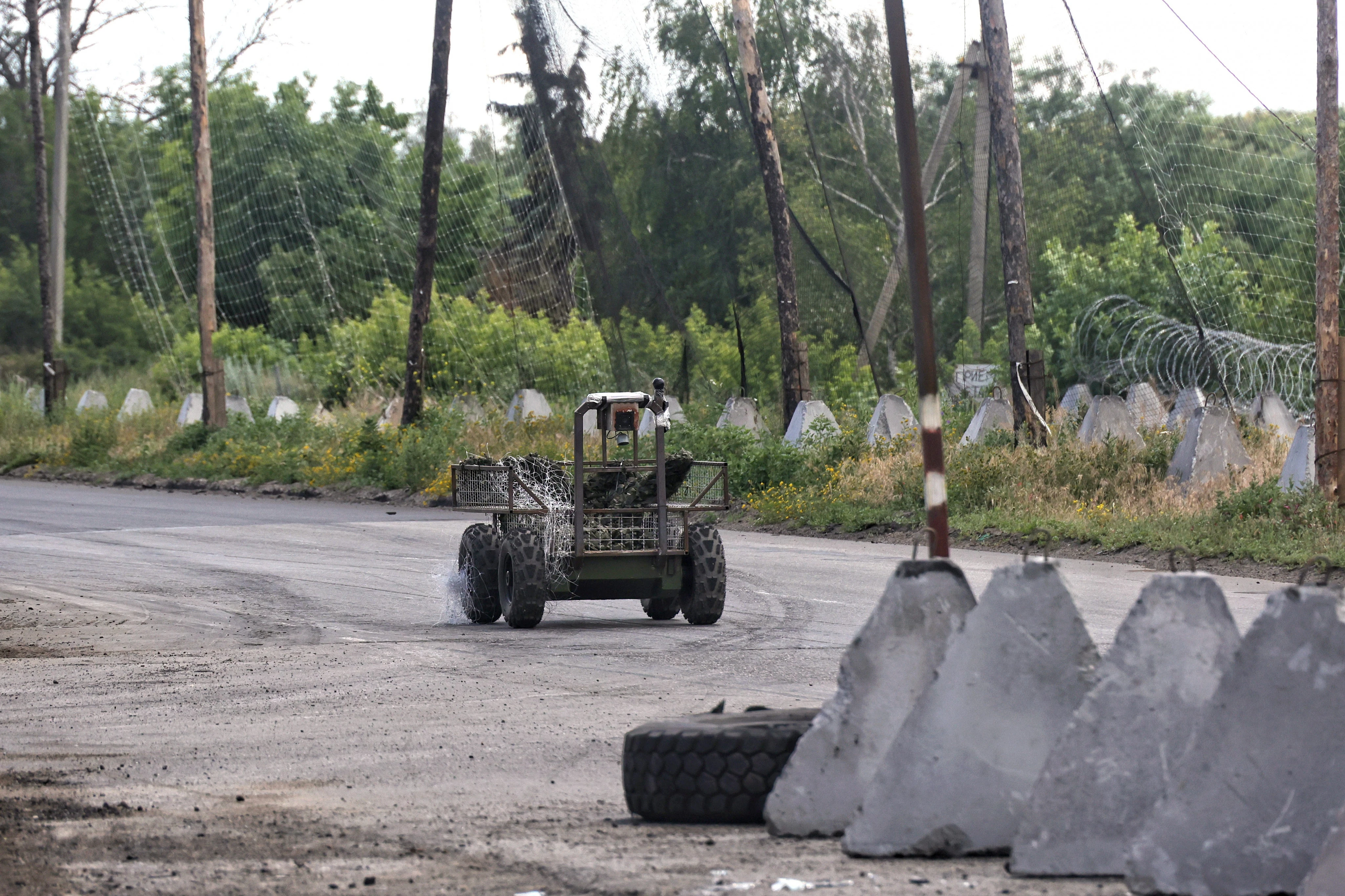 Ukraine's war robot usage jumped 122% in 6 months as the frontline 'kill zone' for human troops grows