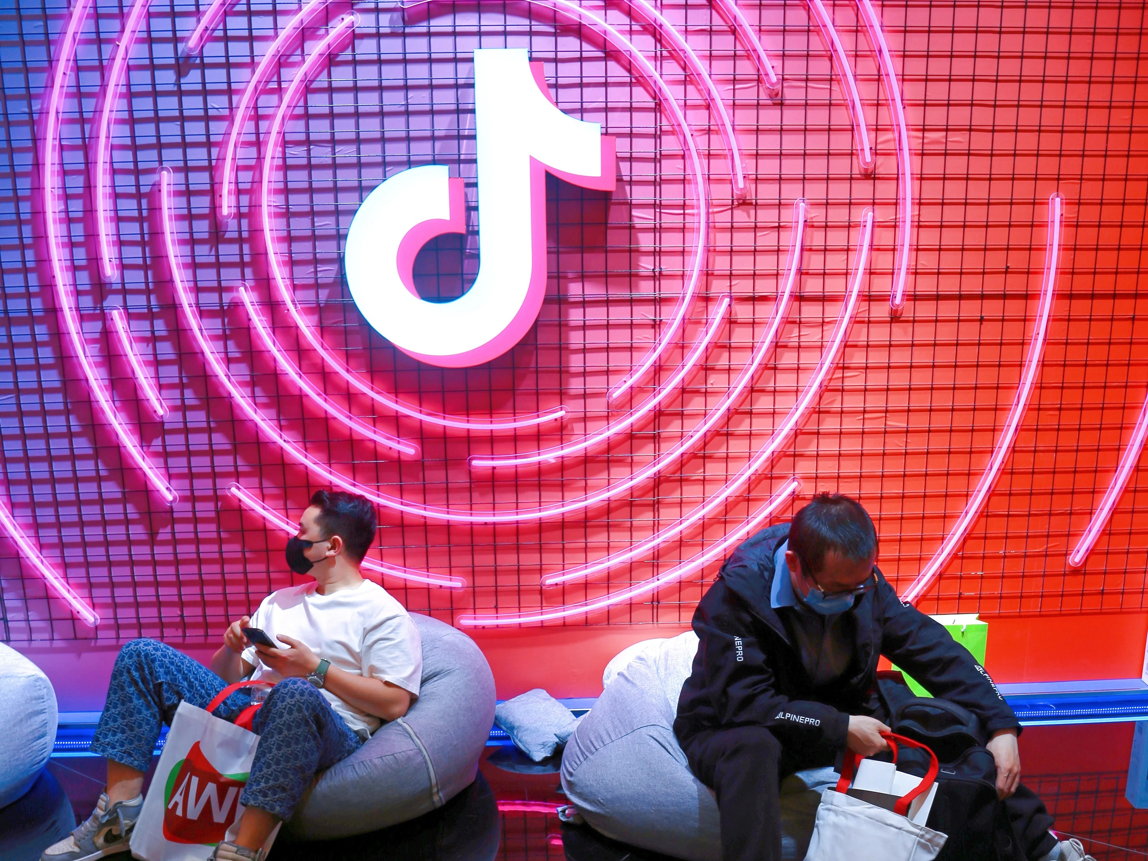 TikTok staffers say its US e-commerce business is slumping amid high tariffs