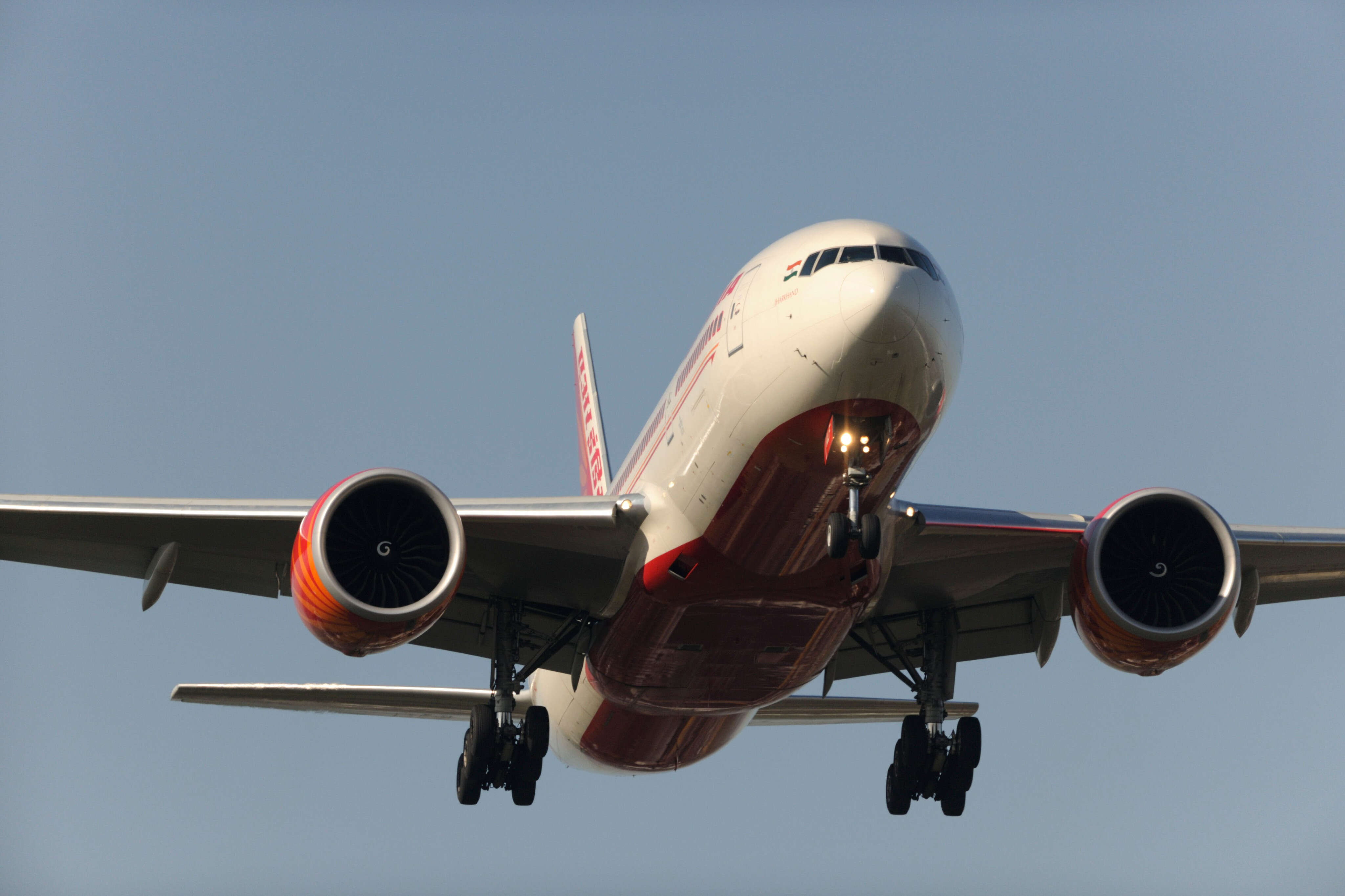 9-hour flight to nowhere after 8 bathrooms stopped working when bags, rags, and clothes were flushed