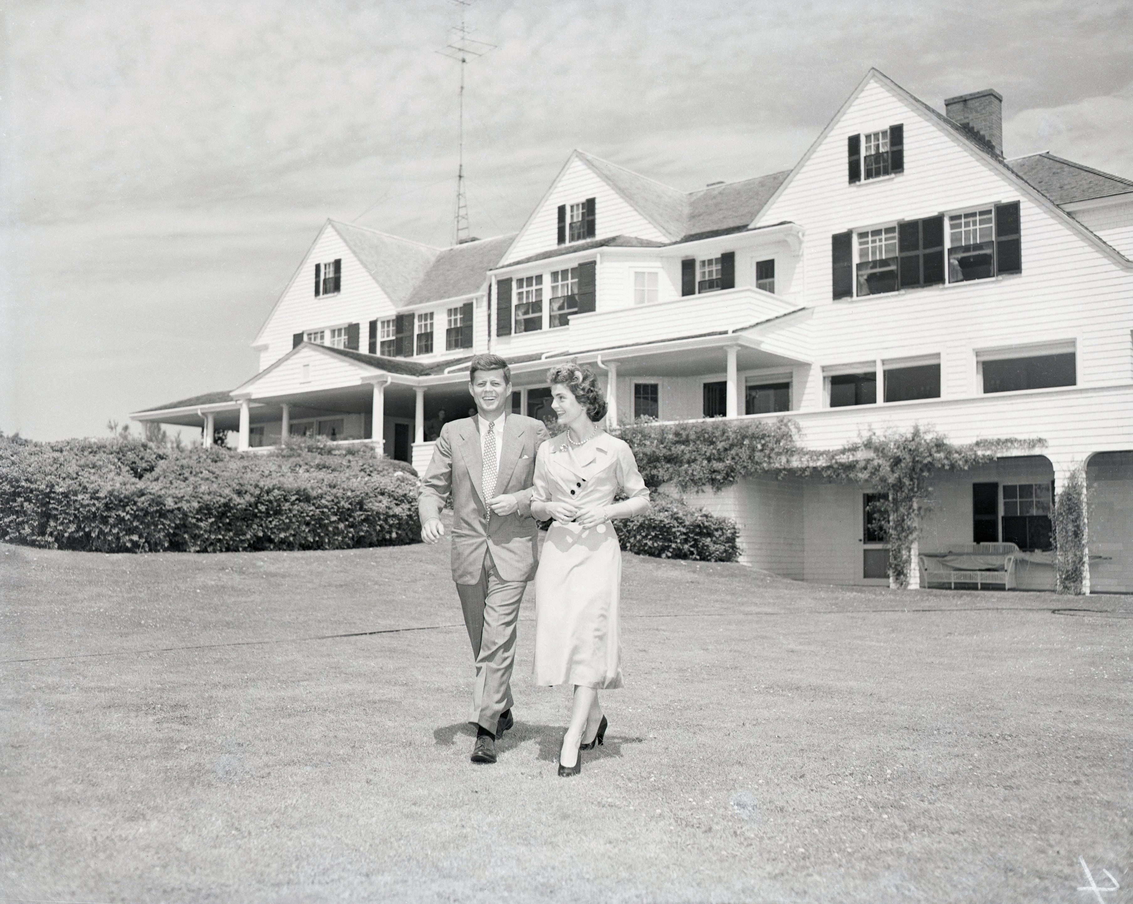 A look inside Jackie Kennedy Onassis' luxurious homes, from sprawling estates to full-floor apartments