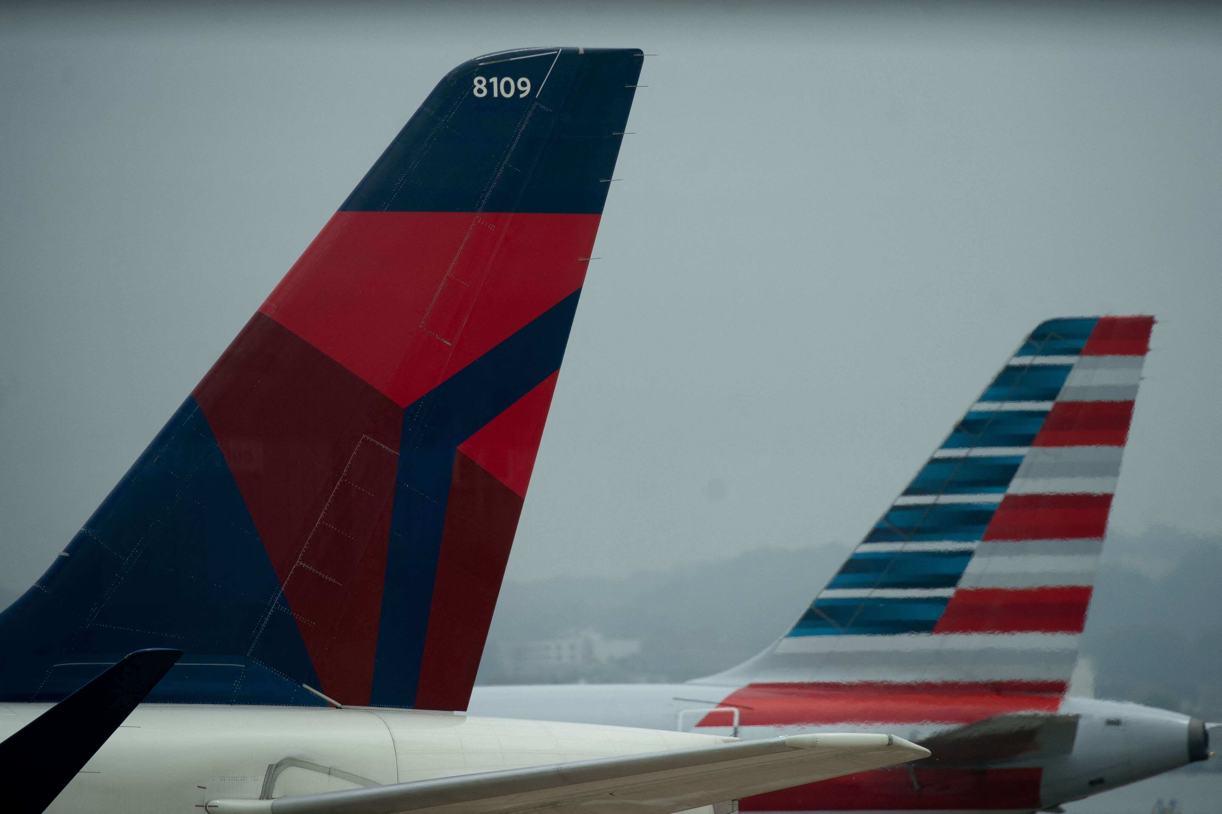 Airfares may rise if we have to pay passengers for flight delays, airlines tell Trump