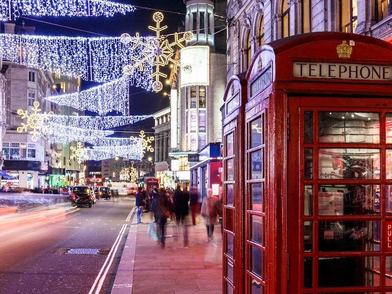 9 Christmas traditions in England that probably confuse Americans