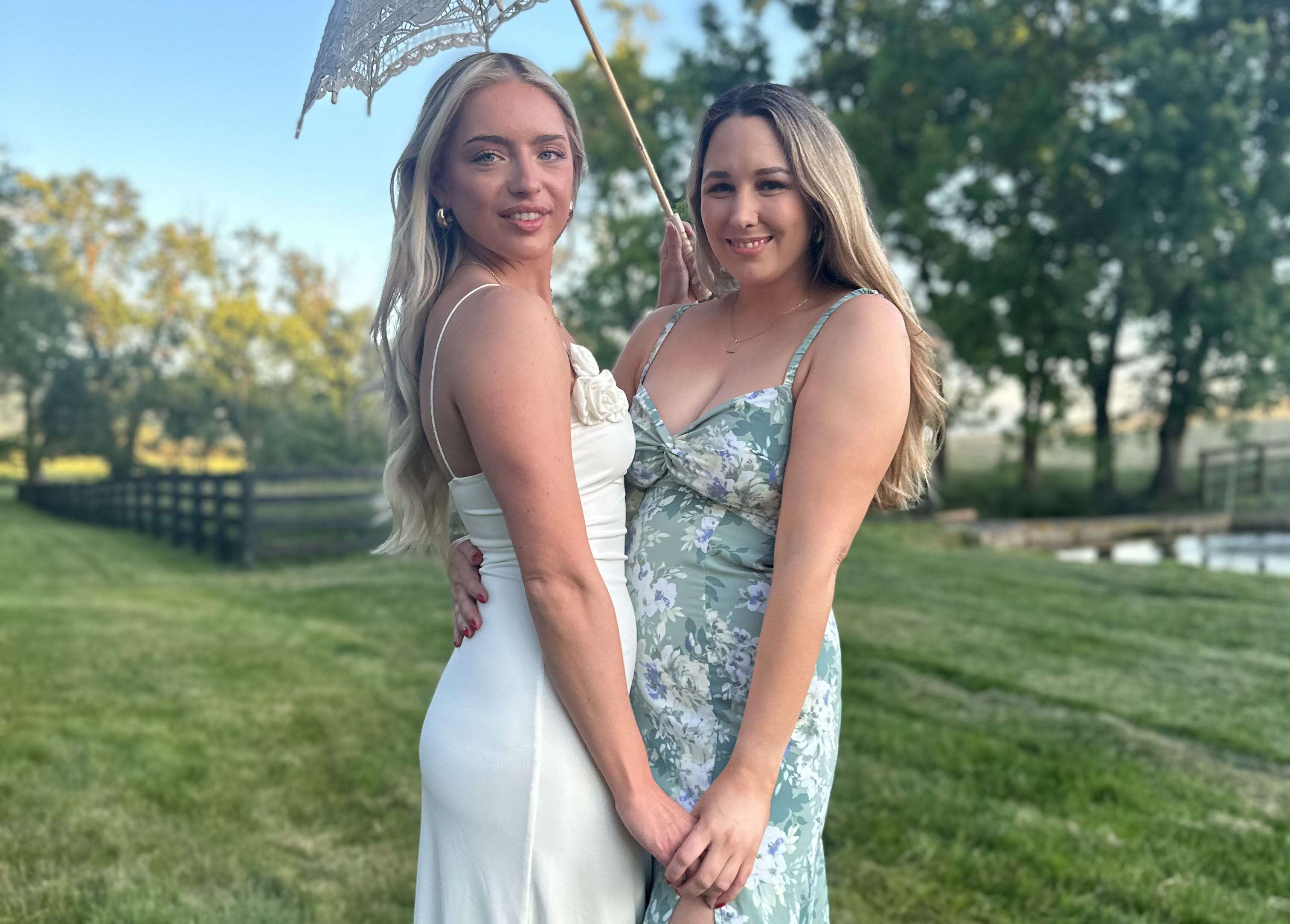 I met my best friend of 16 years for the first time at her wedding. It felt like a reunion with an old friend.