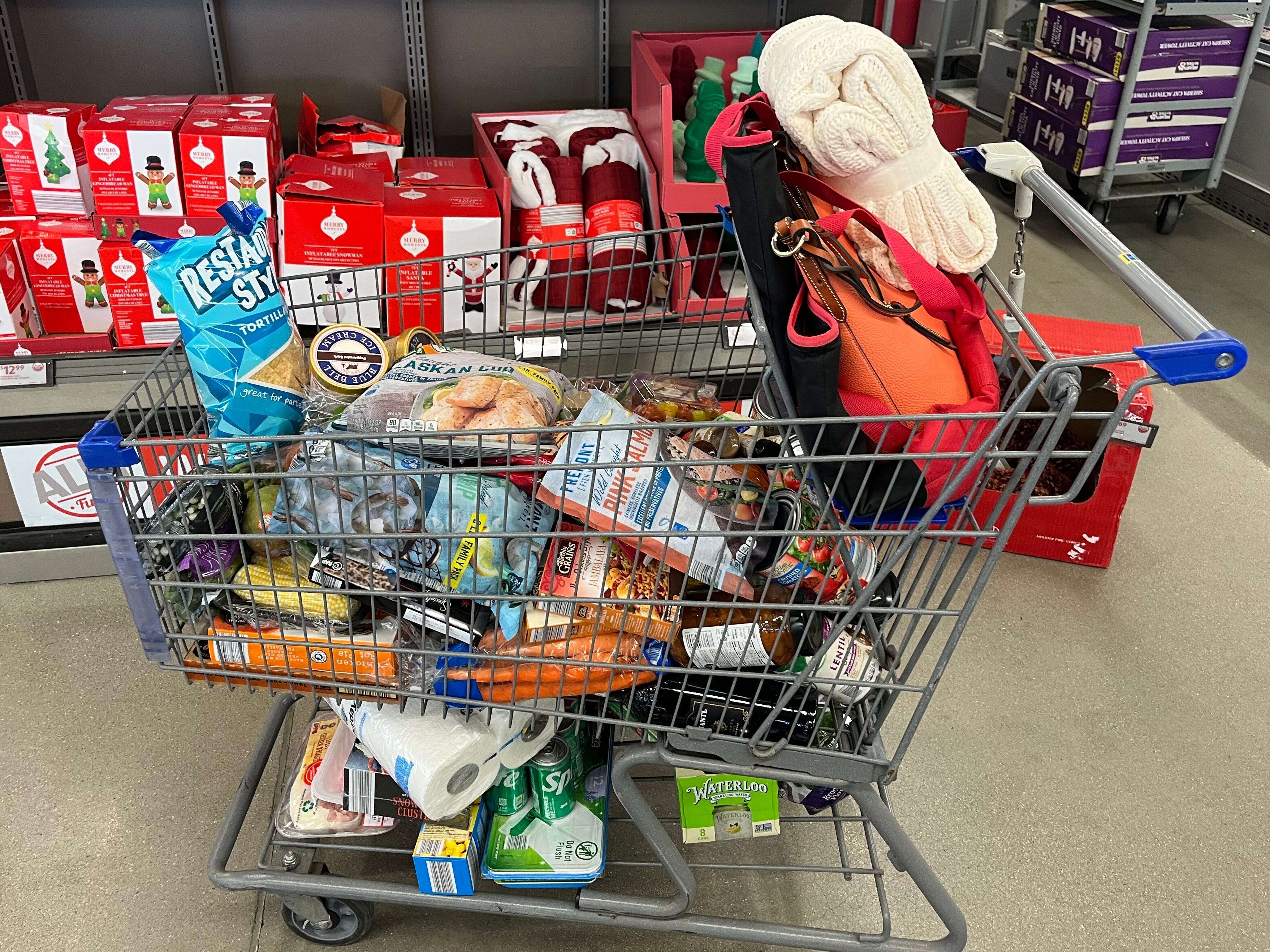 I started shopping at Aldi when I took a pay cut, and now it's my go-to store. Here are 9 of my favorite items right now.