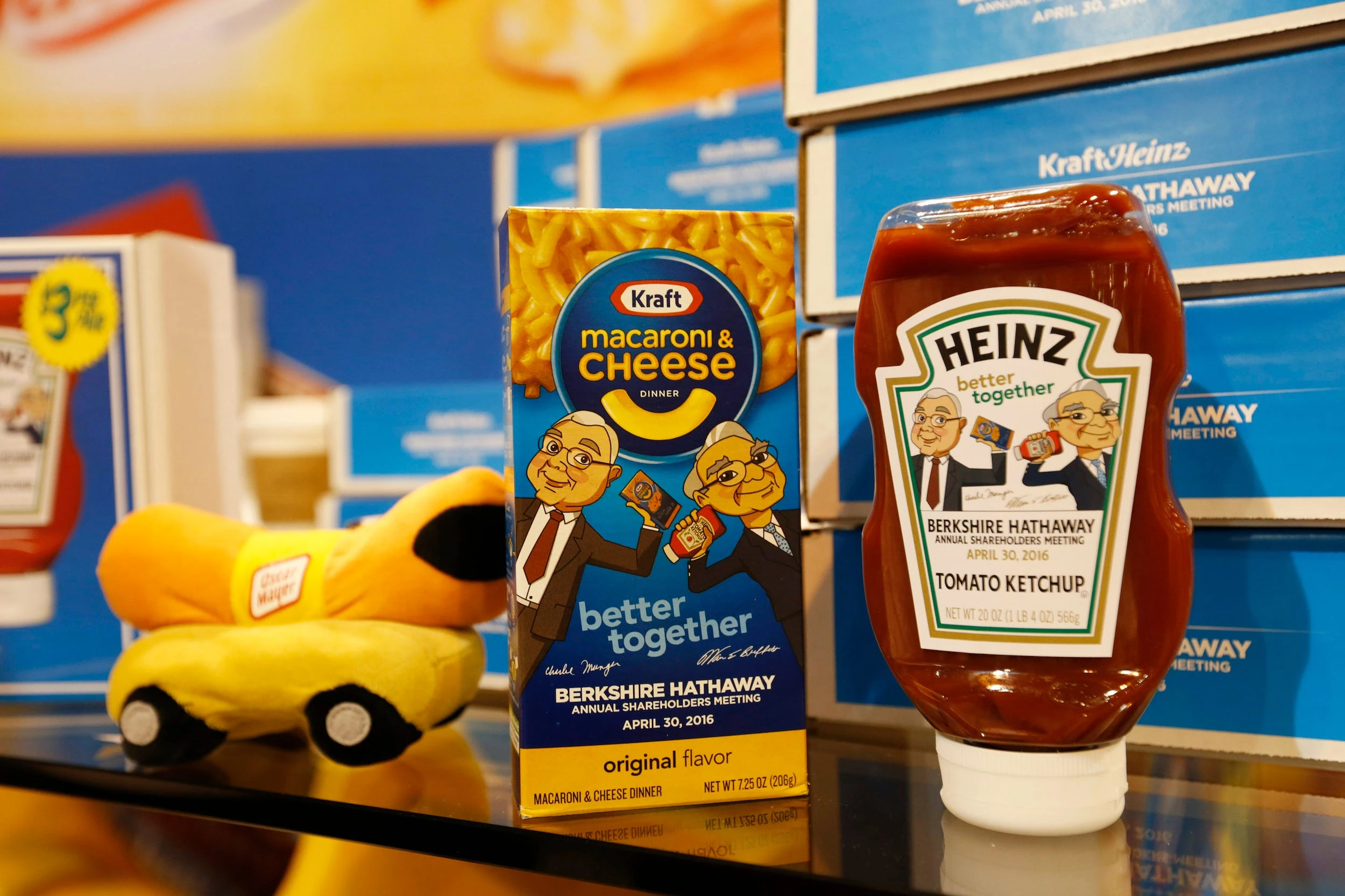 Kraft Heinz is breaking up. Merging the food giants was a 'rare' misfire by Warren Buffett.