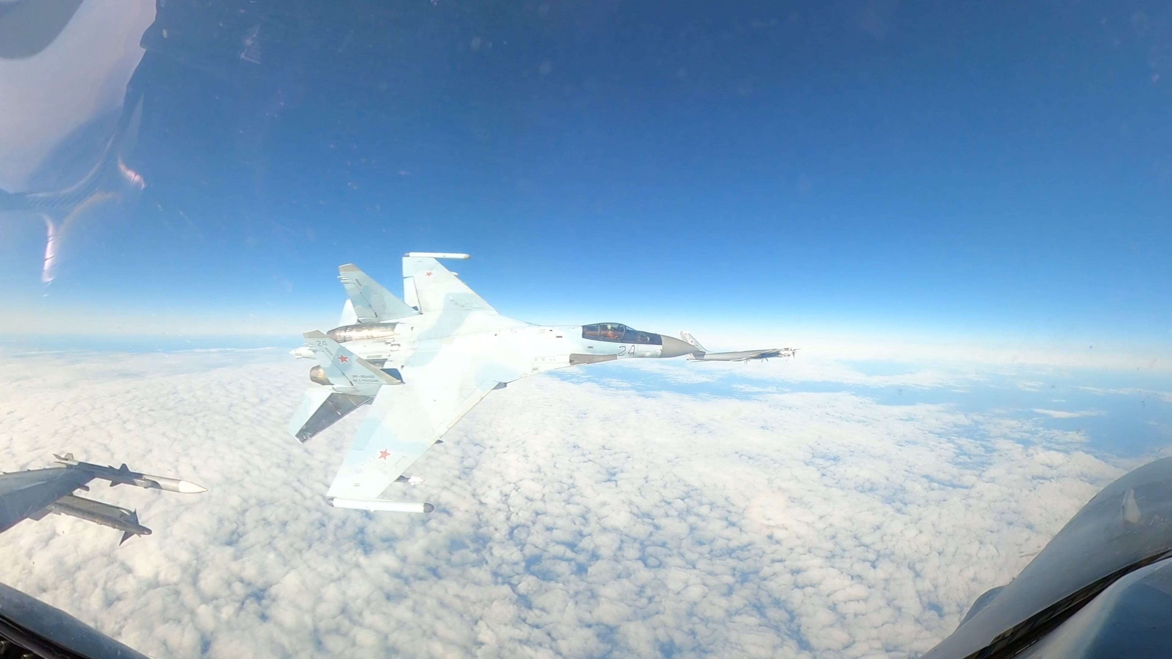 Video captures a Russian fighter jet dangerously ripping past a US F-16 during an intercept