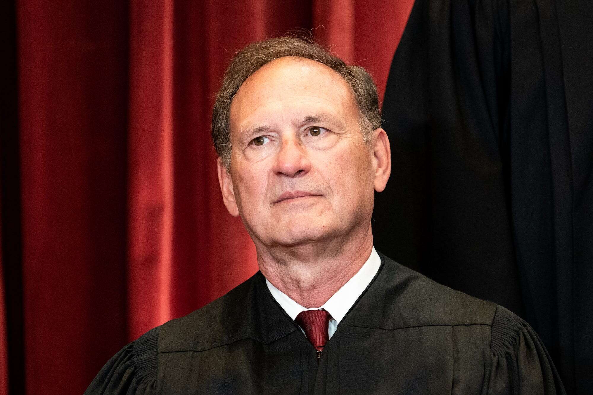 Alito says he's sure Congress wanted to ban a rapid-fire gun device, but overturns the rule anyway