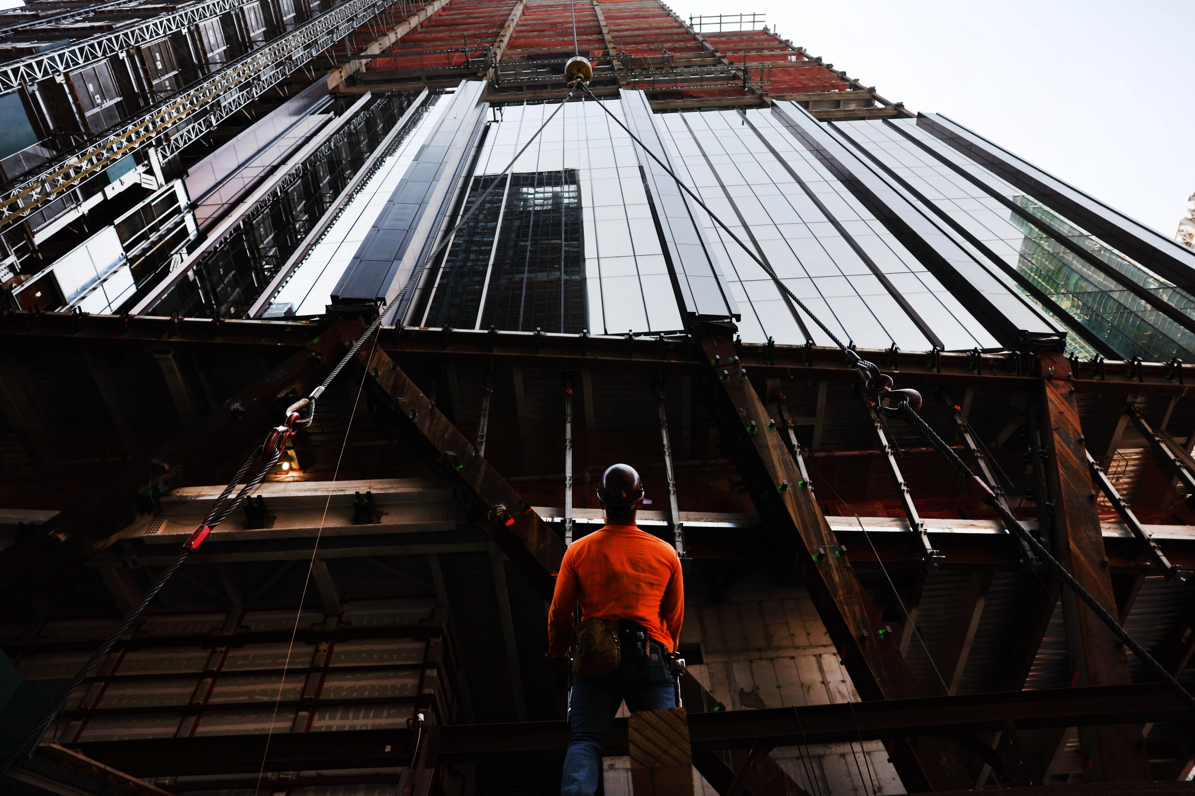 A look inside JPMorgan's soaring new office tower — and all its high-end perks