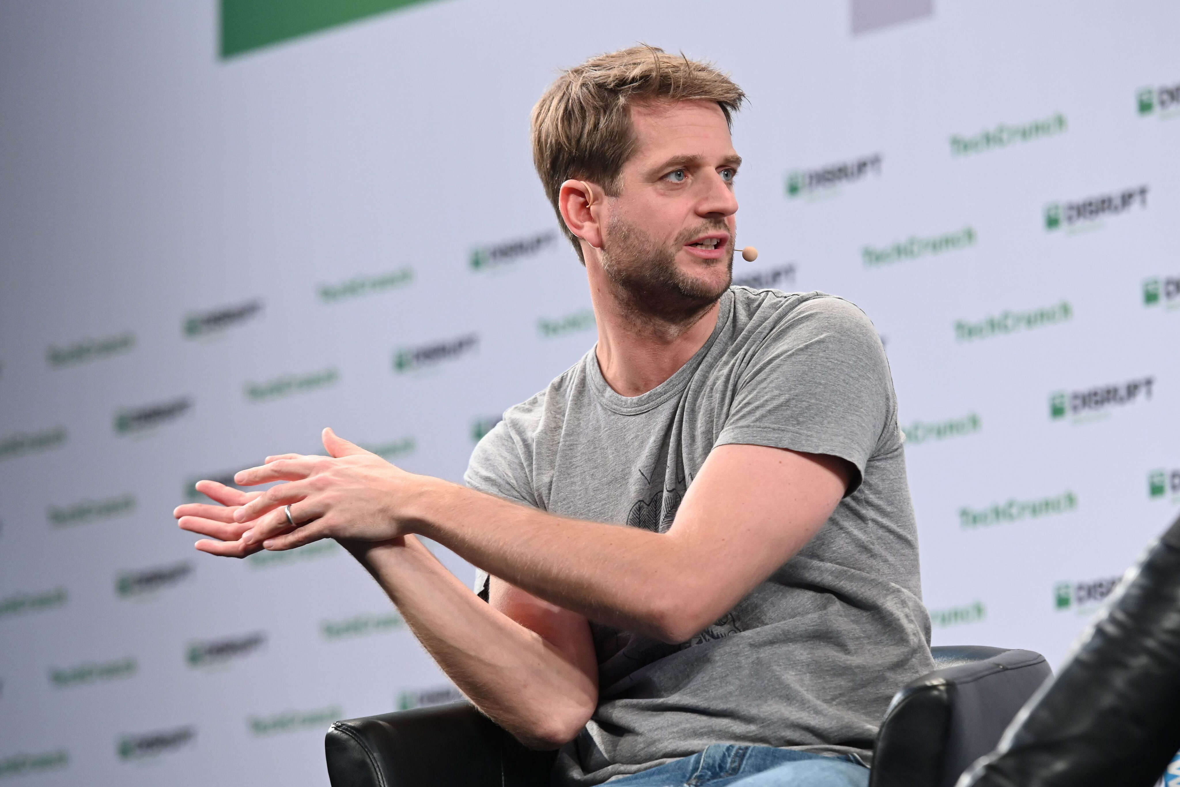 Klarna's CEO says AI is capable of doing his job — and it makes him feel 'gloomy'