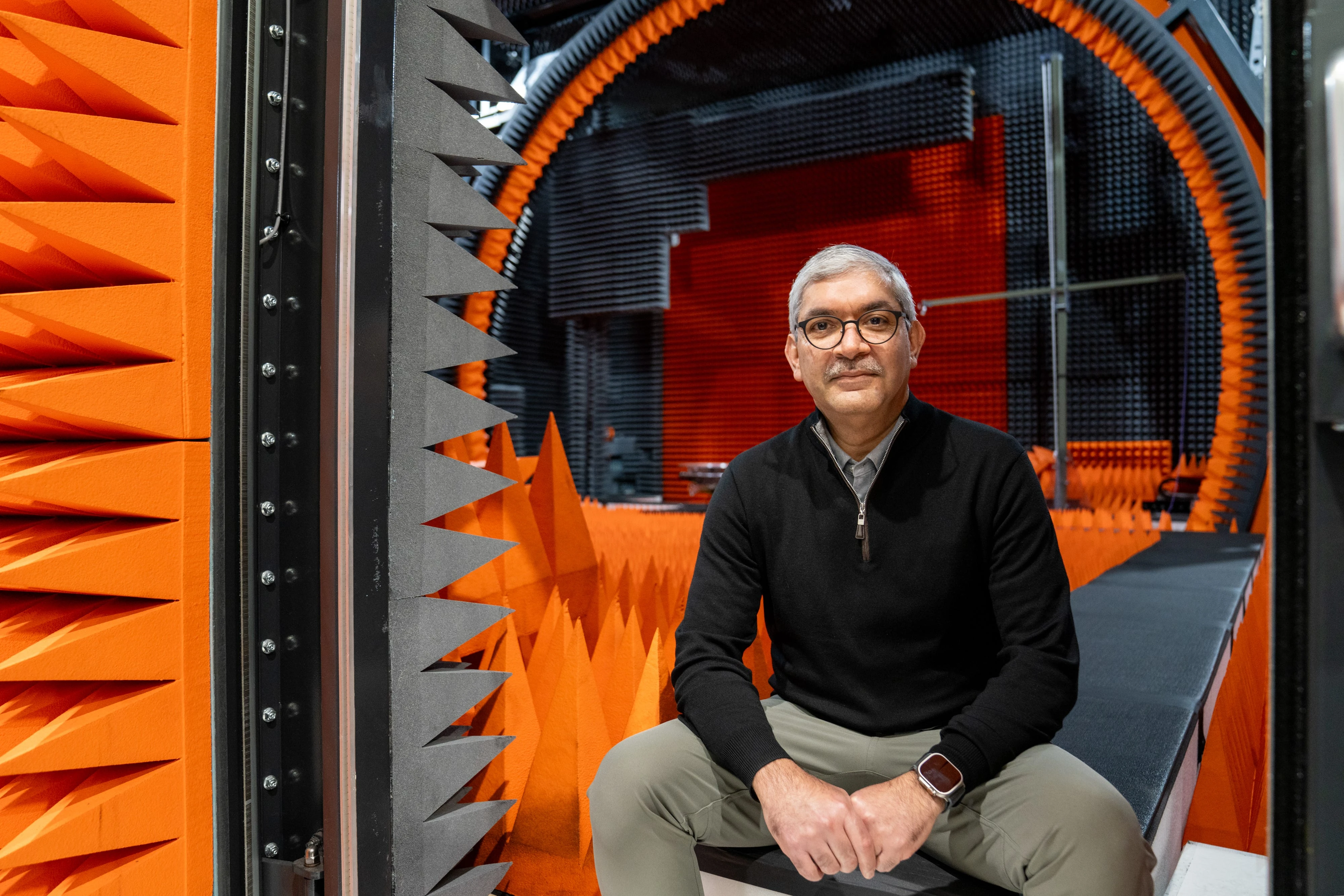 Amazon's satellite internet chief addresses Blue Origin explosion: Read the memo.
