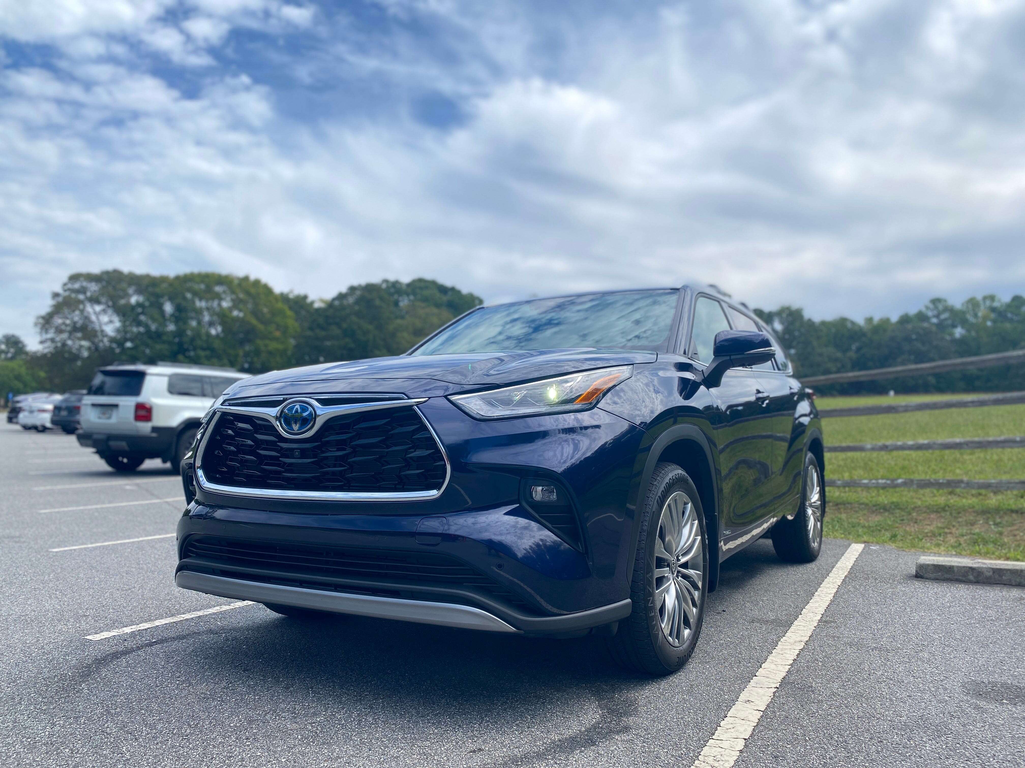 I drove Toyota's $55,000 Highlander Hybrid. It's an efficient and well-made family SUV, but lacks power and space. 