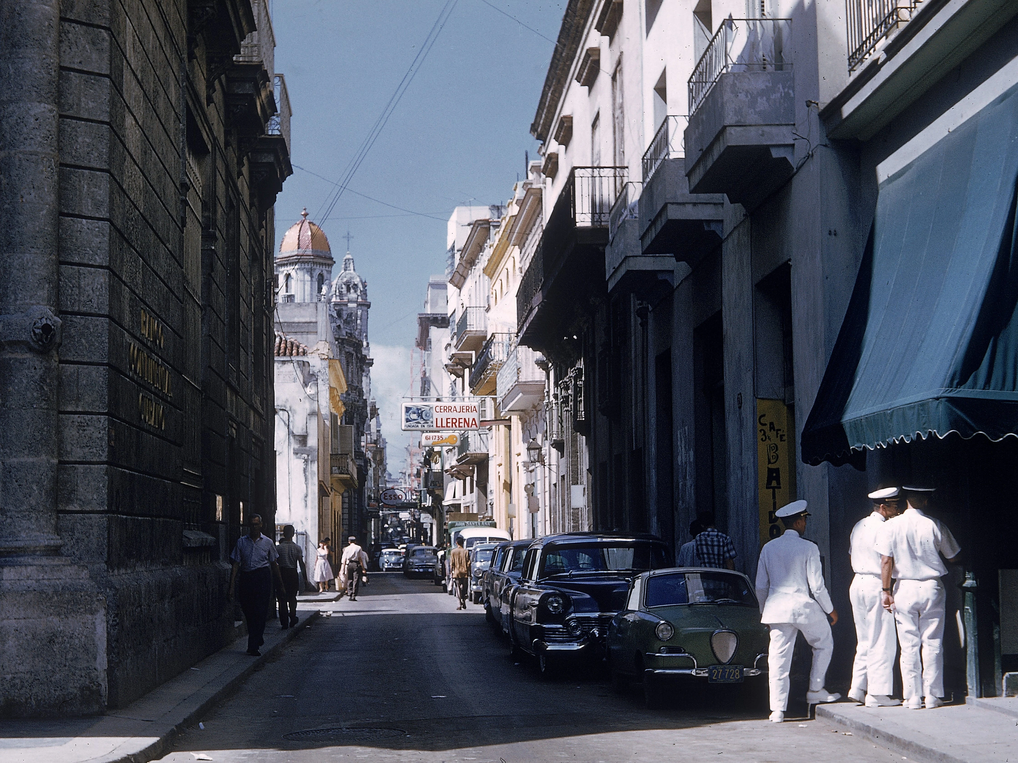 See how Cuba looked before the Castros, when tourists, gamblers, and elites flocked to Havana