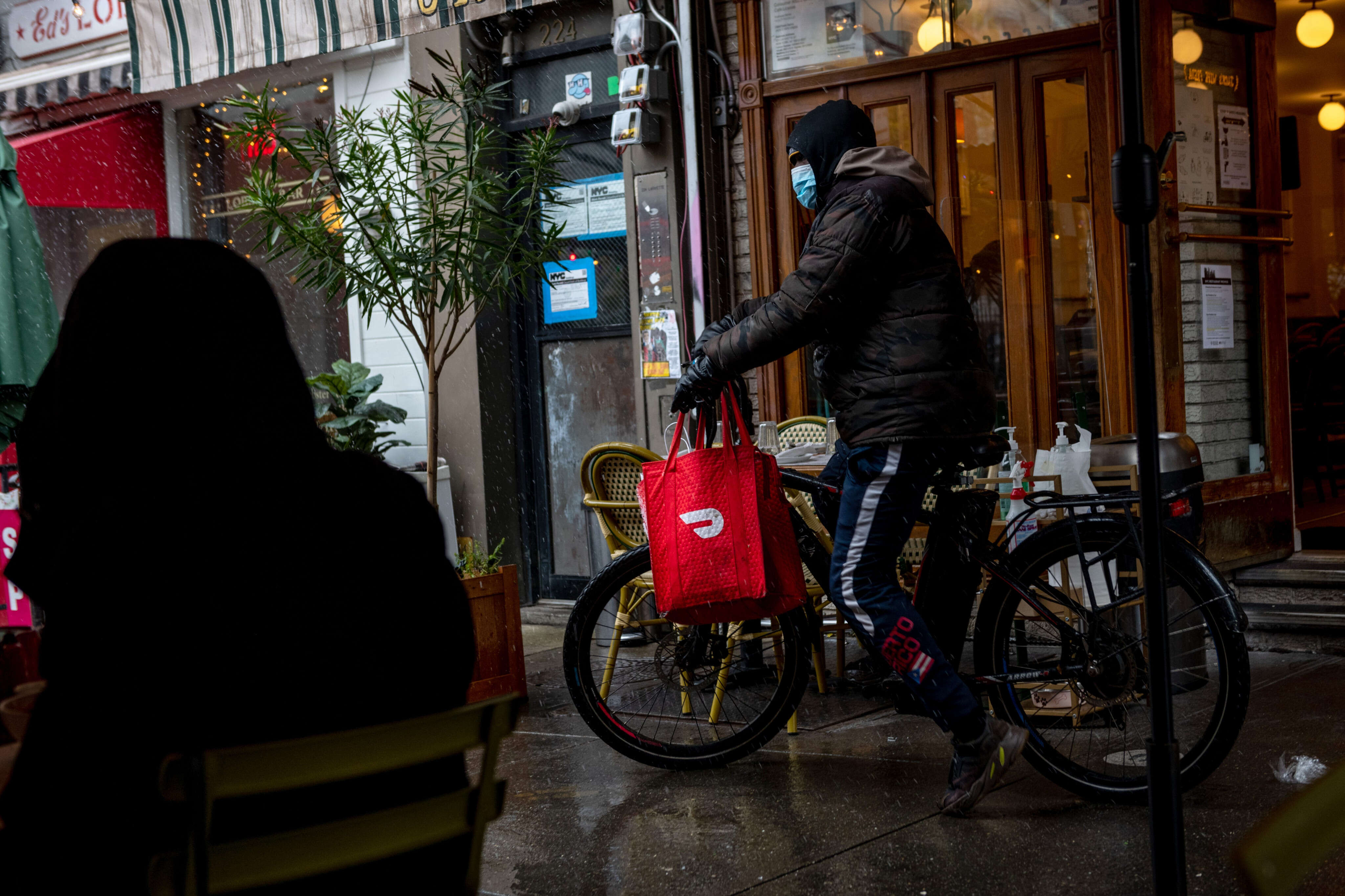 Most DoorDash gig workers spend a surprisingly short time doing the job