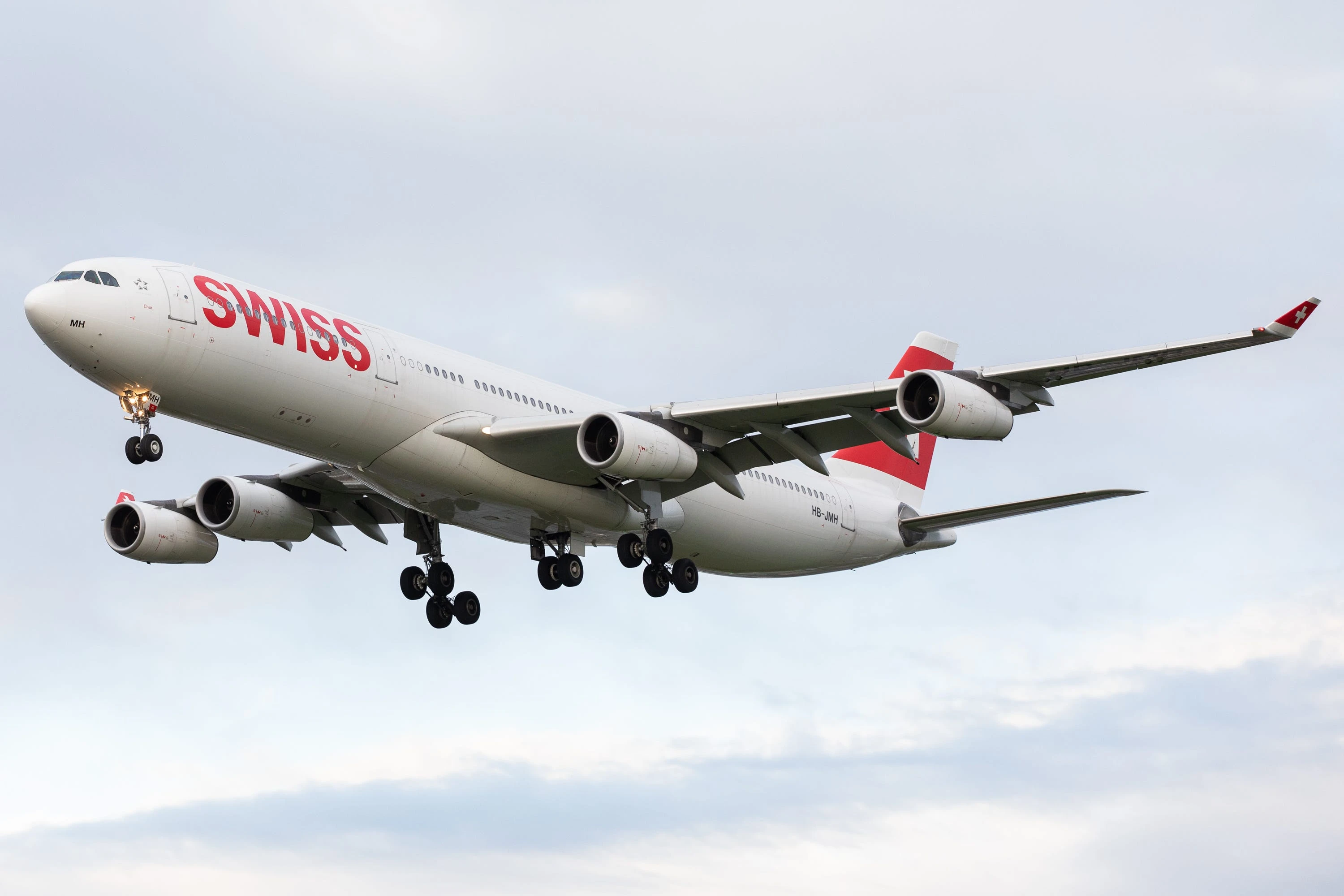 Transatlantic passengers heading for Miami had a 4-hour flight to nowhere, ending up back in Zurich