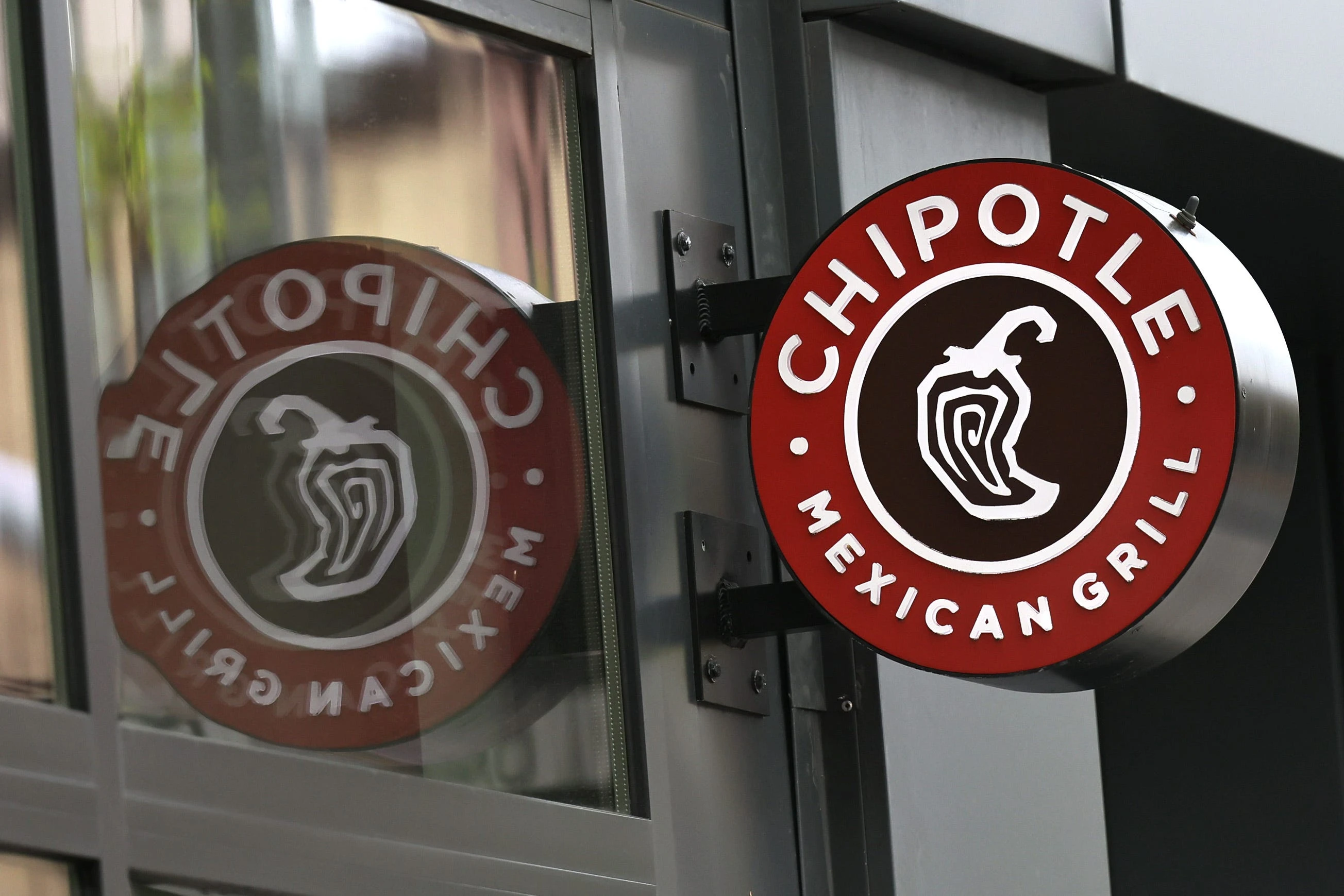 The slop bowl wars make their way to Asia as Chipotle expands to Singapore and South Korea