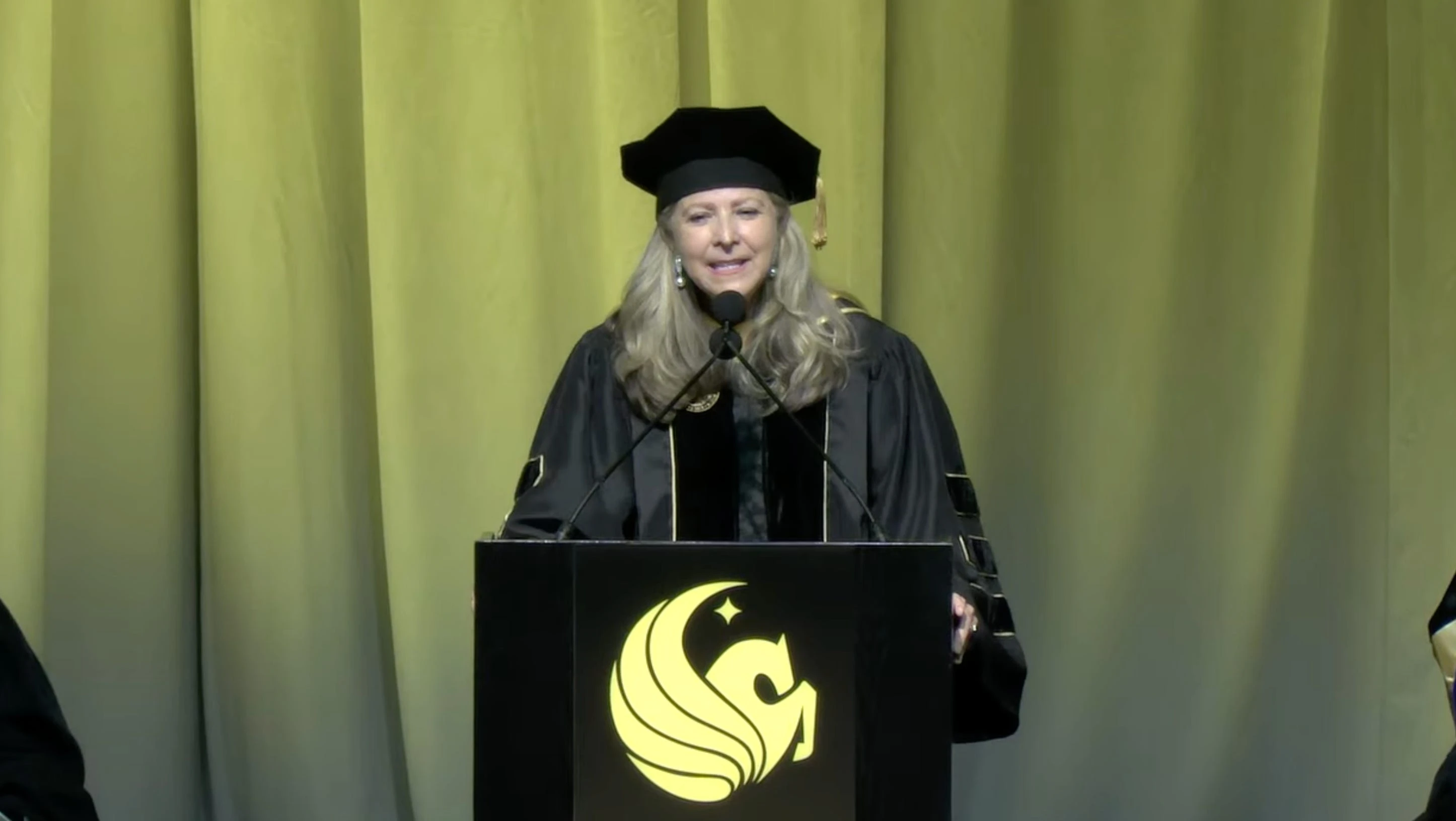 A commencement speaker who praised AI was booed at humanities graduation: 'I struck a chord'
