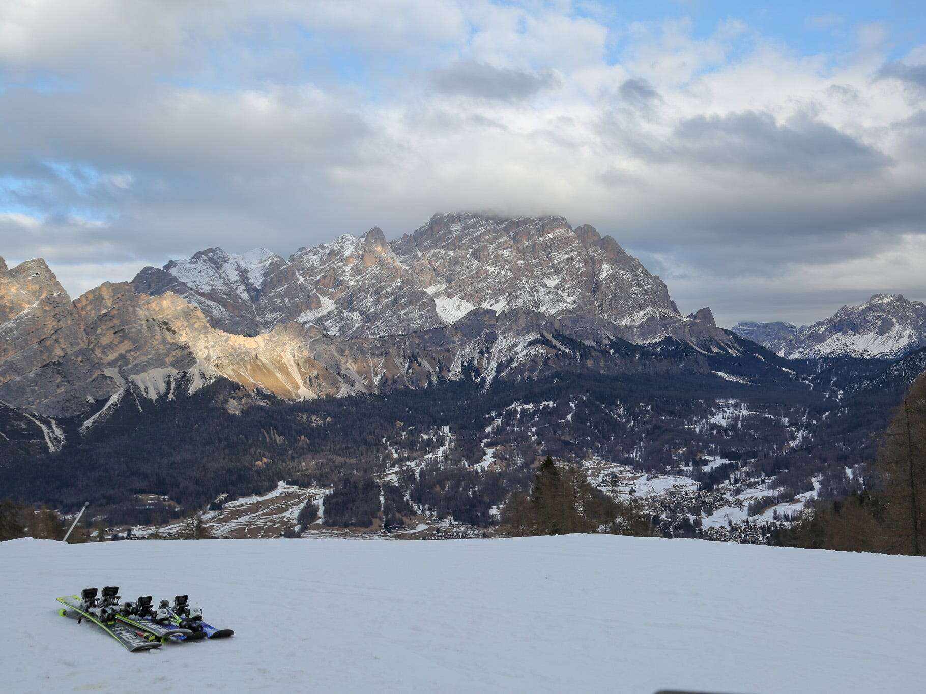 I compared ski trips in Colorado and Italy's Dolomites. One feels like a party, while the other is better for serious skiers.