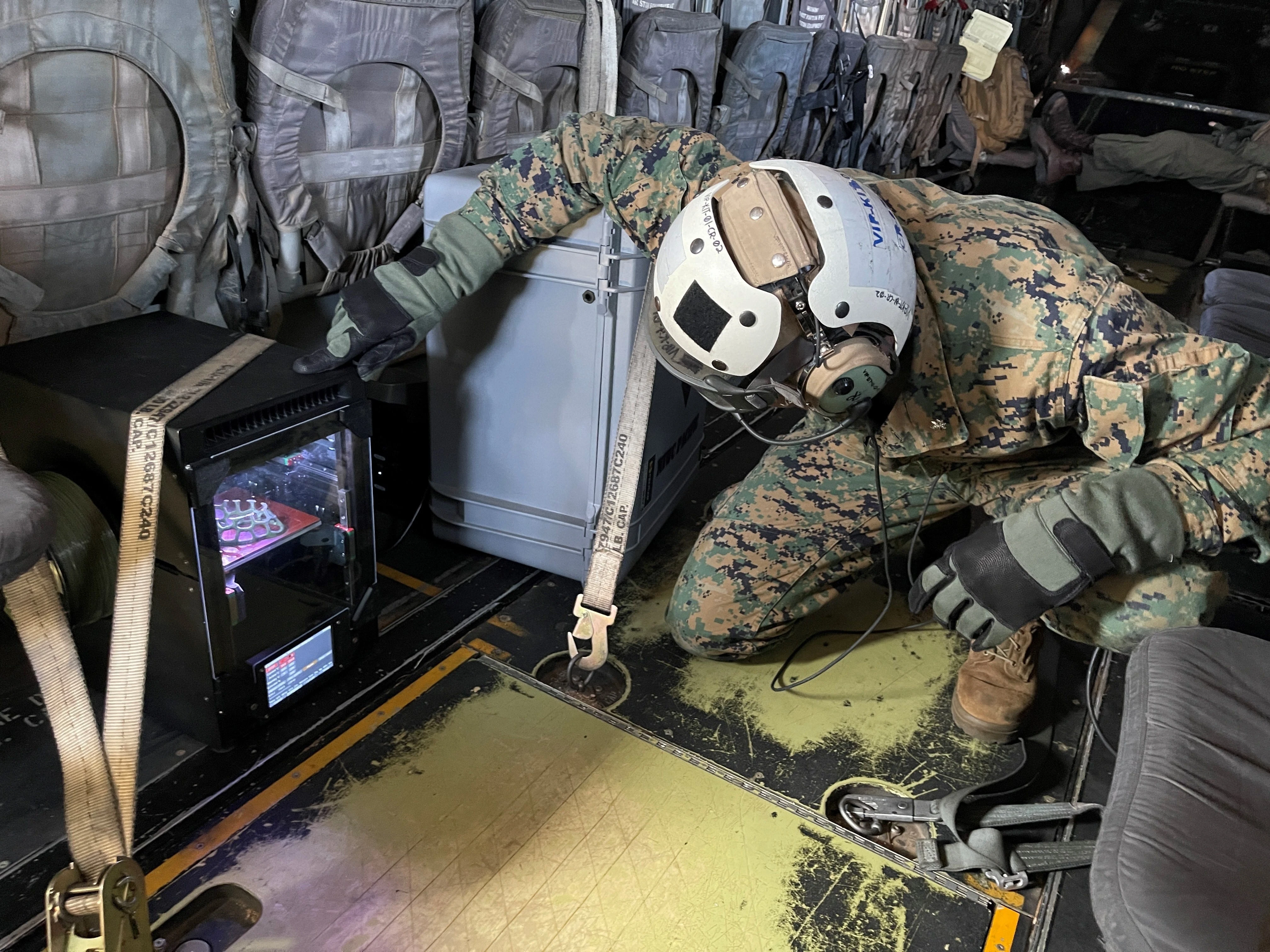 Top general says troops on the edge could need 3D printers, not just weapons, in future fights