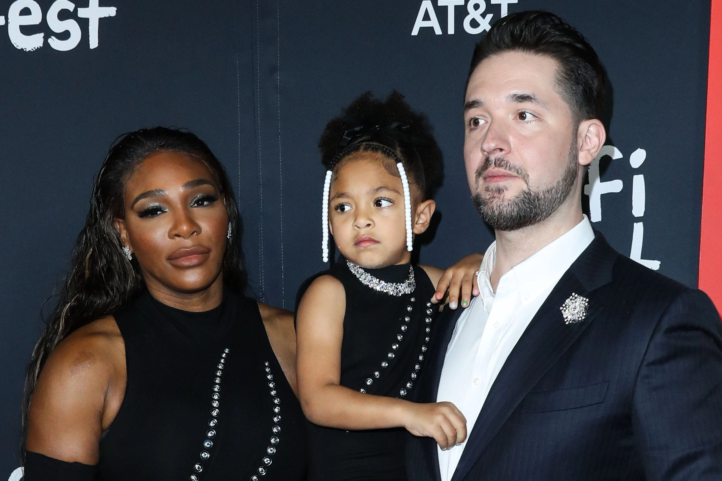 Alexis Ohanian says robotics will soon level the parental playing field between men and women