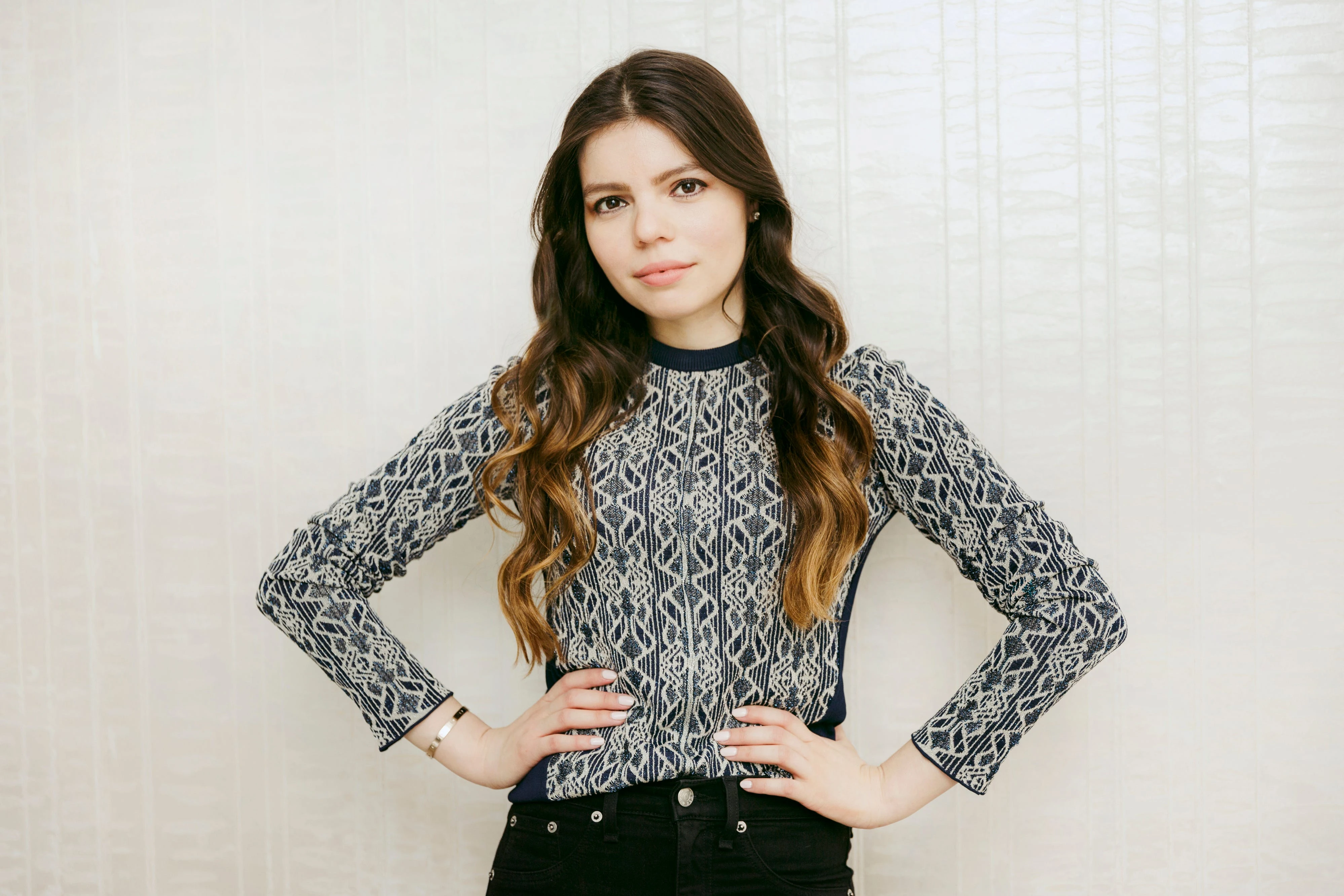 A 29-year-old entrepreneur's side hustle brought in $40 million in a year. Now she wants to help other 'uninvestable' women.