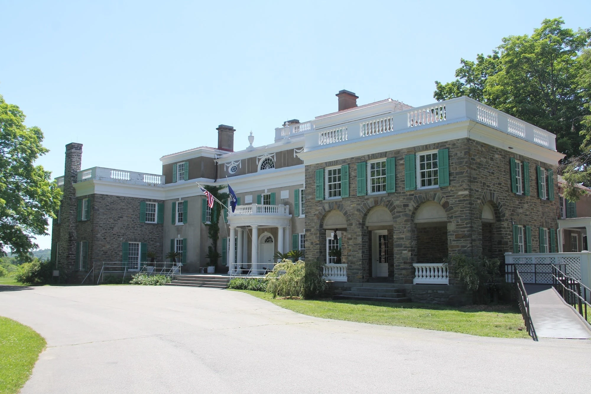 Take a look inside Franklin D. Roosevelt's 21,000-square-foot mansion where he entertained royals and world leaders