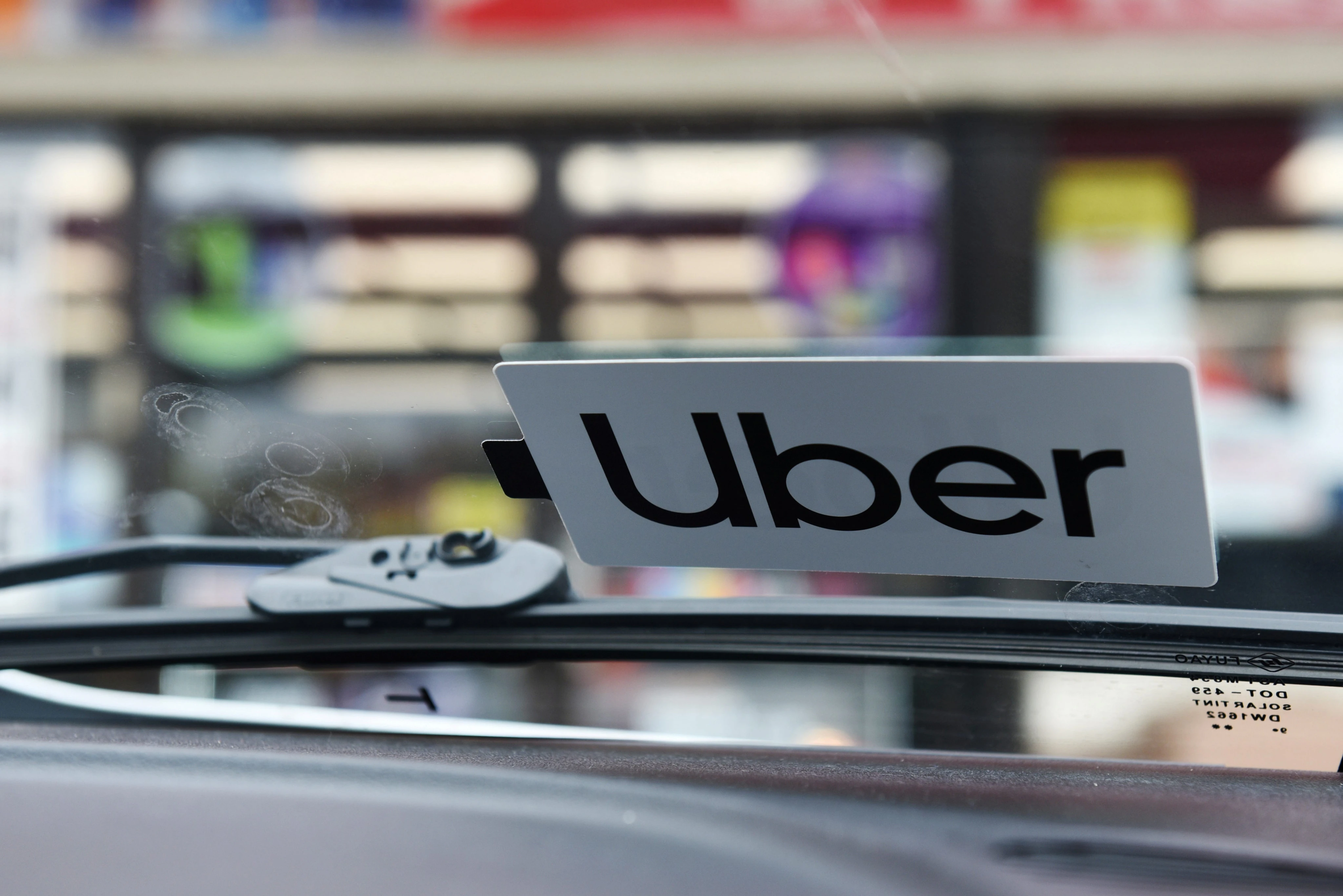 Uber now allows you to pay with cash. Drivers worry that it will lead to awkward moments or make them theft targets.