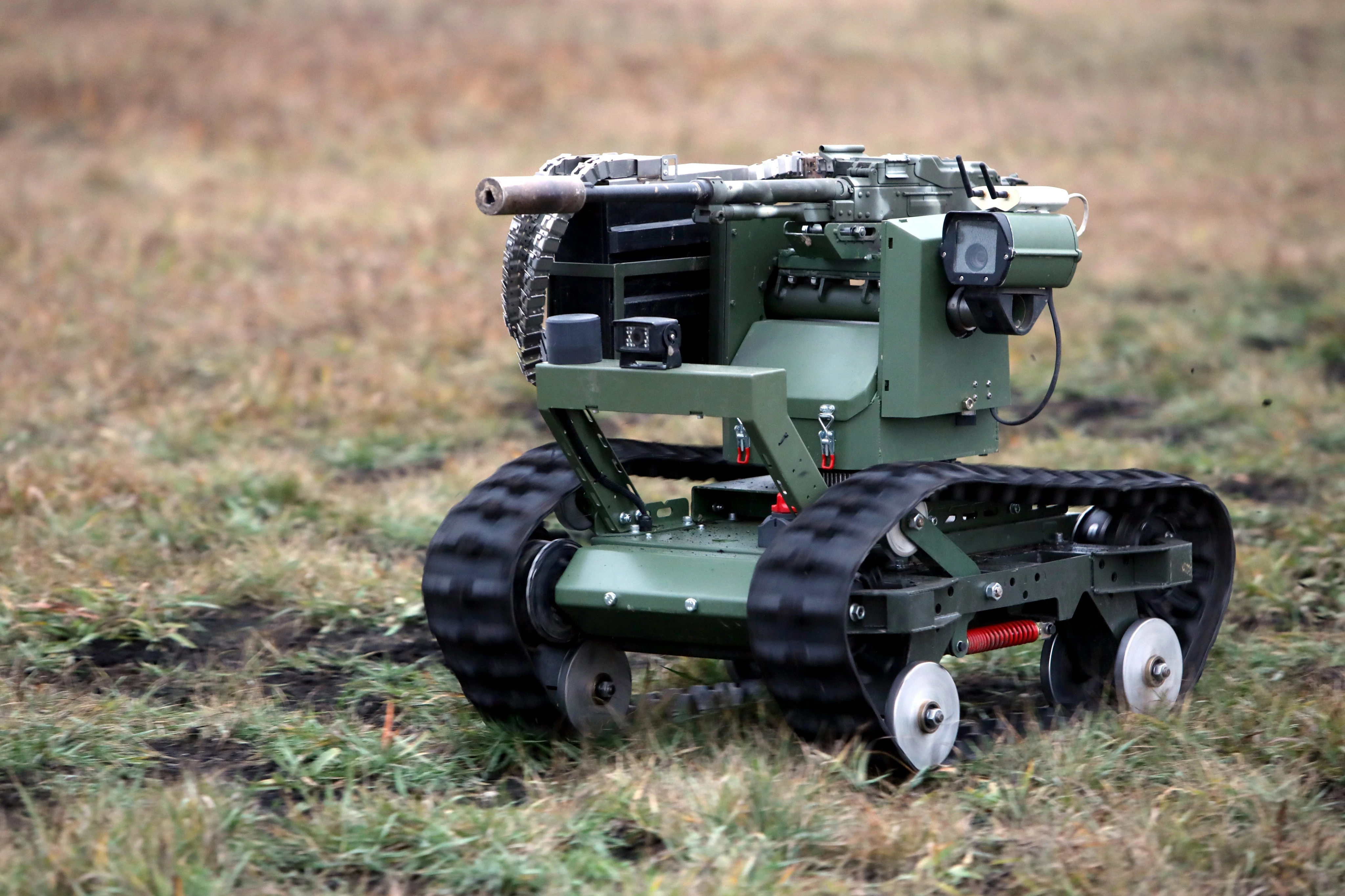 Ukraine says it replaced human soldiers with 'ground robots' in over 21,000 missions for Q1
