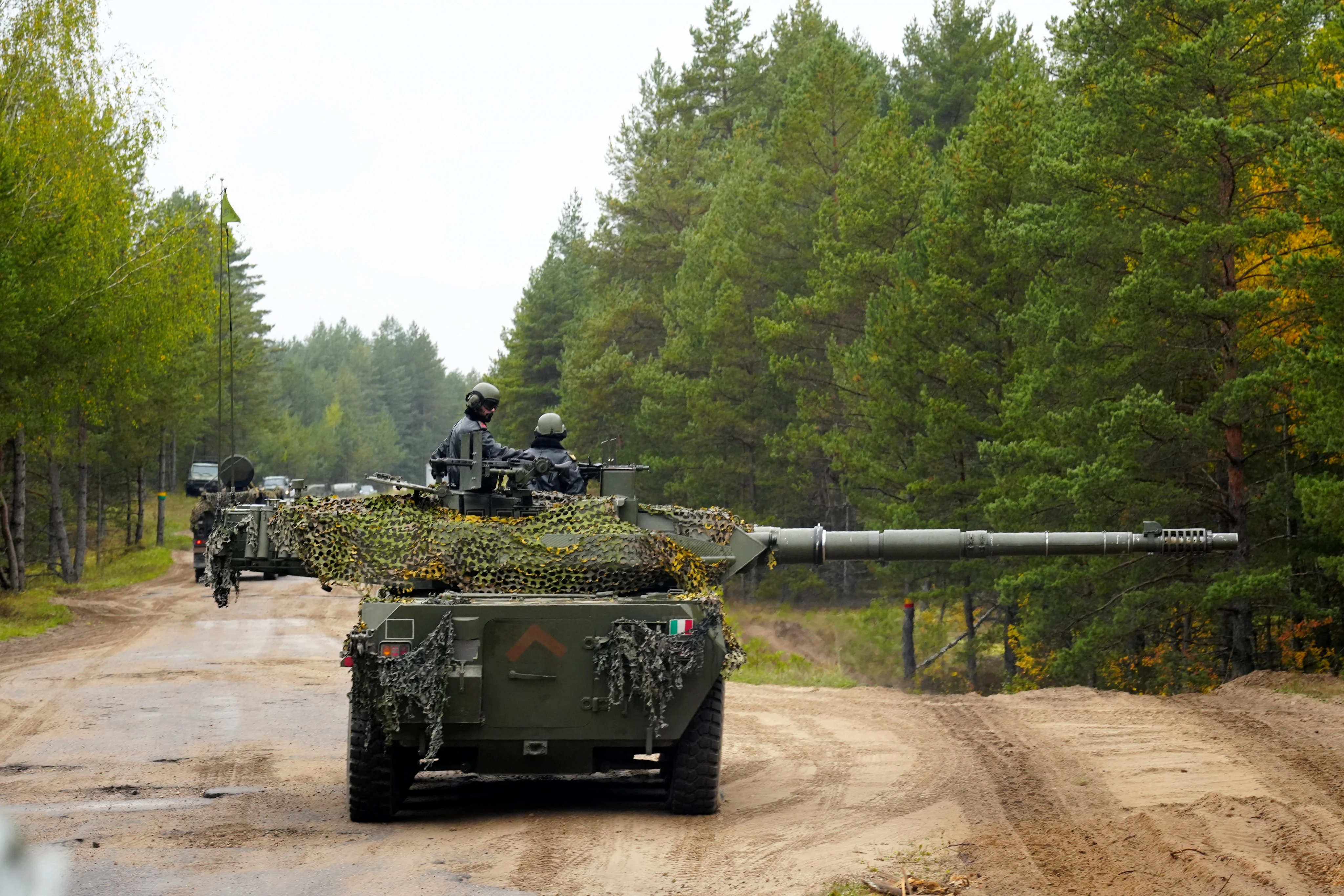 A Ukrainian crew said its Italian tank gun hit a house that was 120 football fields away