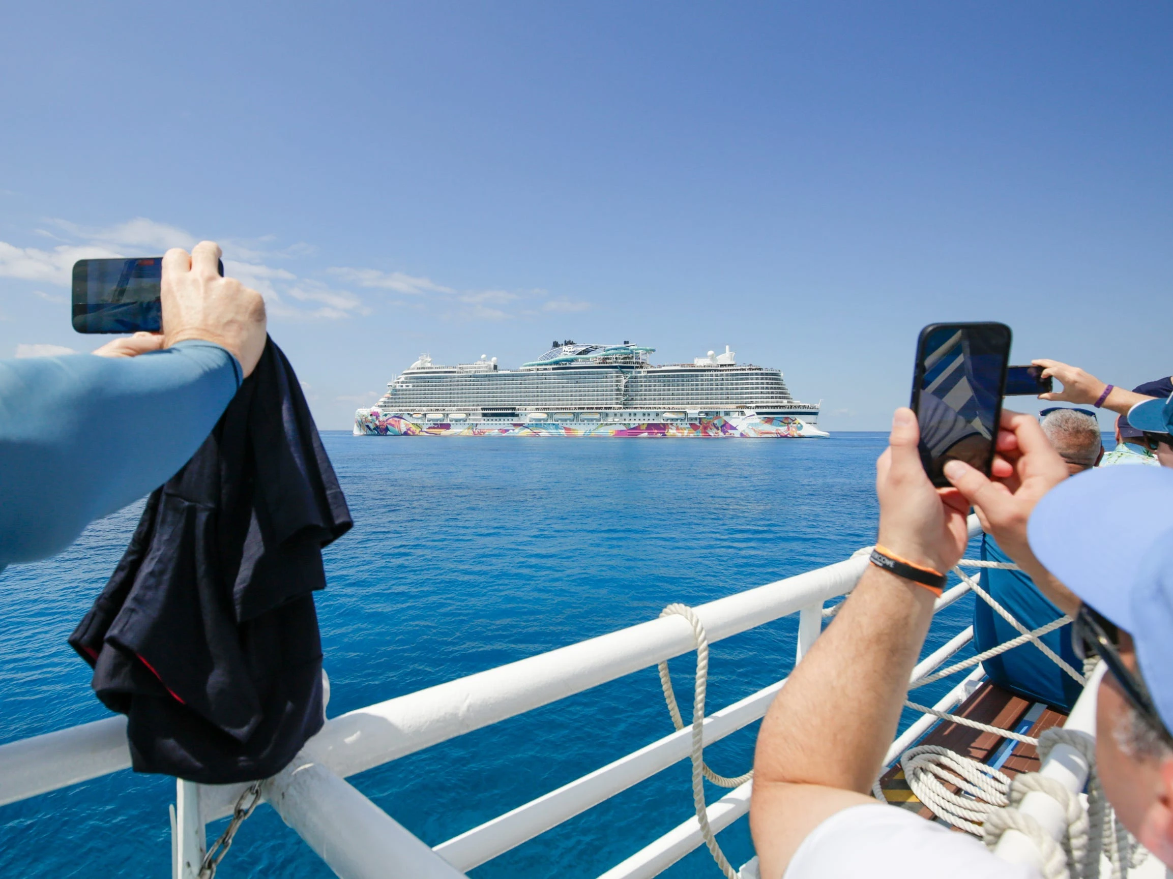 I sailed on Norwegian's giant new cruise ship. It's one of my new favorites — and strong competition against Royal Caribbean and Carnival.