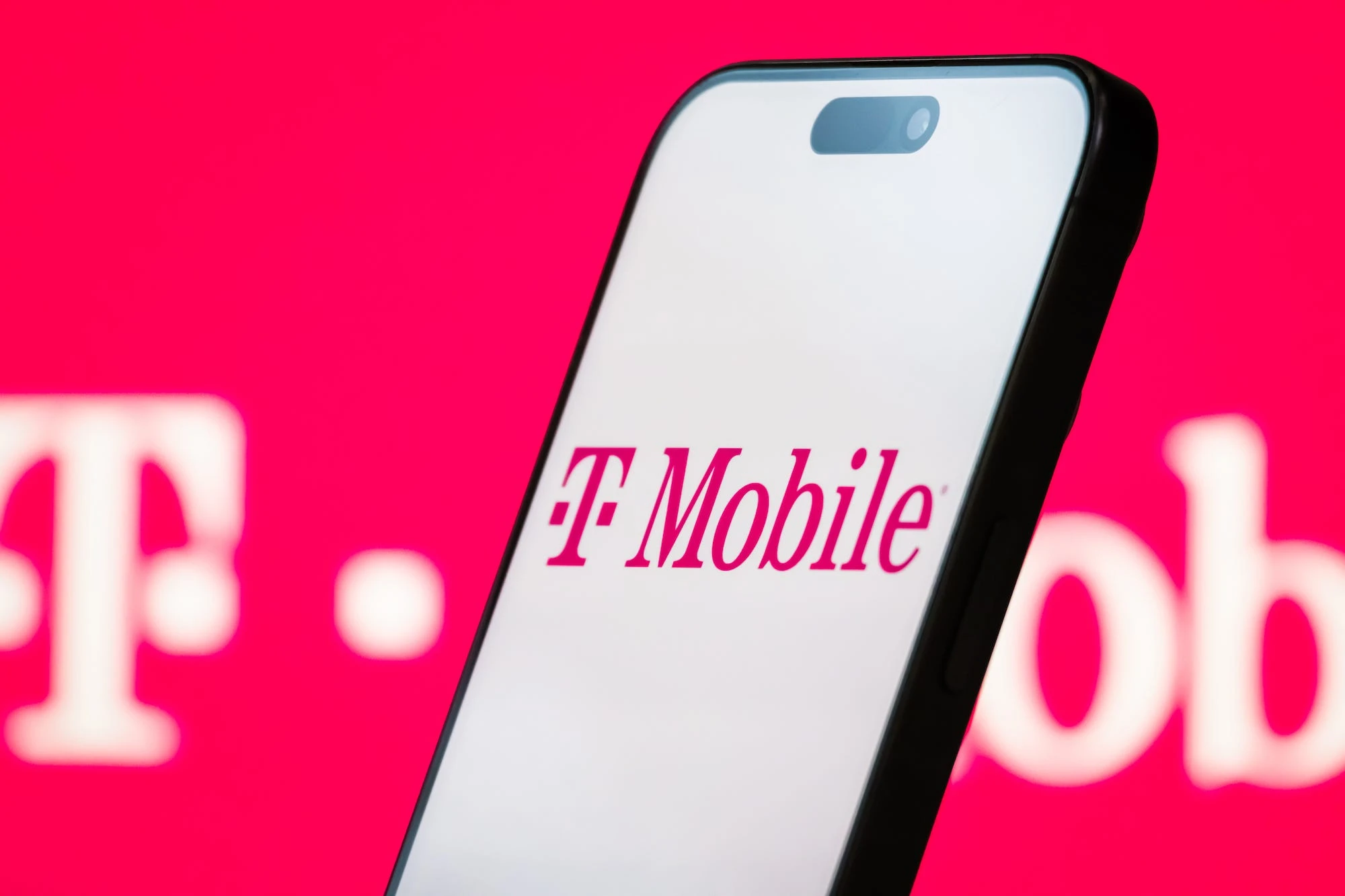 T-Mobile tells FCC it's scrapping DEI as it waits for deal approvals from the agency