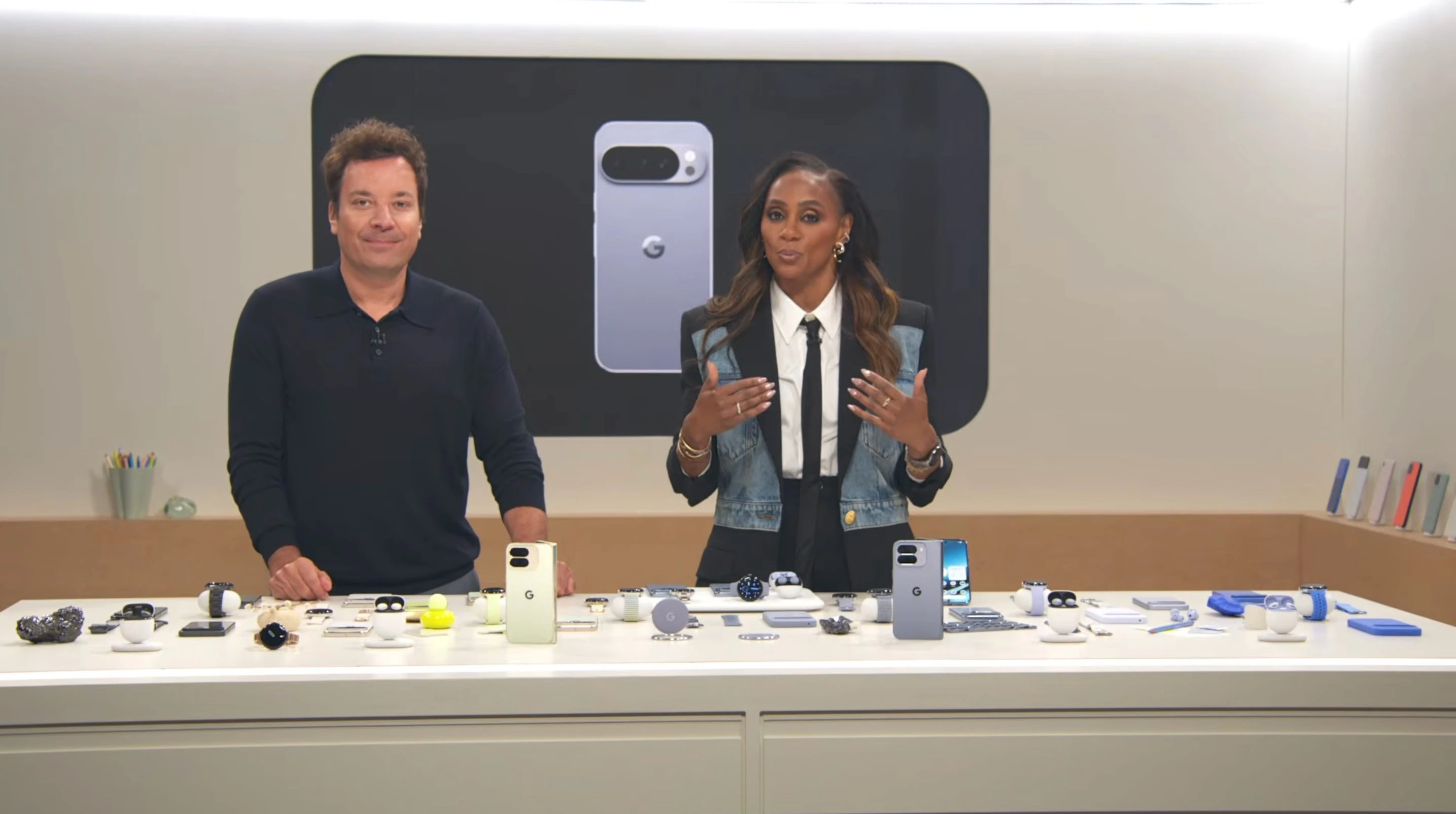 Google jabs at Apple's 'broken promises,' walled garden, and the 'tired' blue vs. green text bubble debate