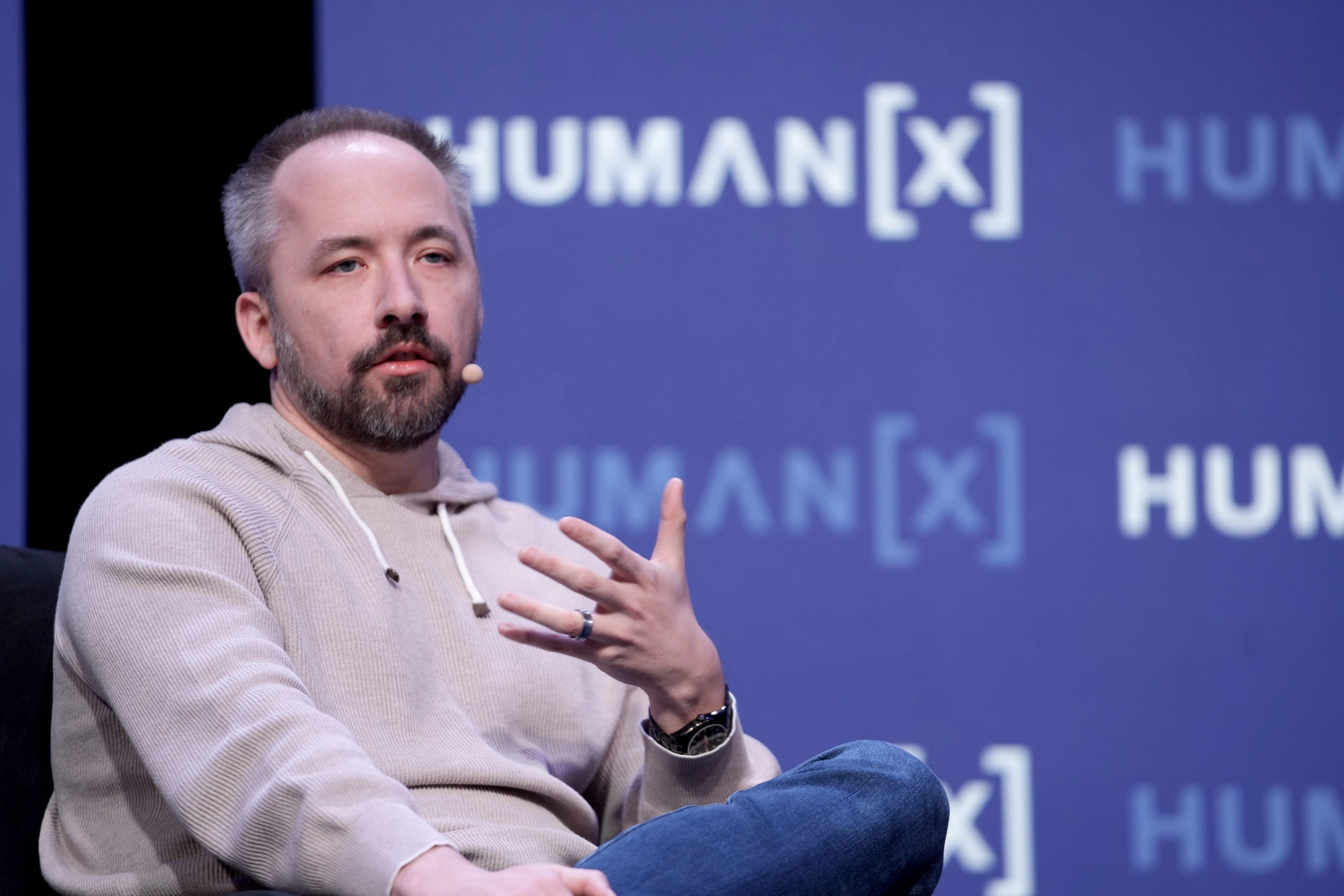 Read the Dropbox memos about CEO Drew Houston's plan to train his replacement and step down
