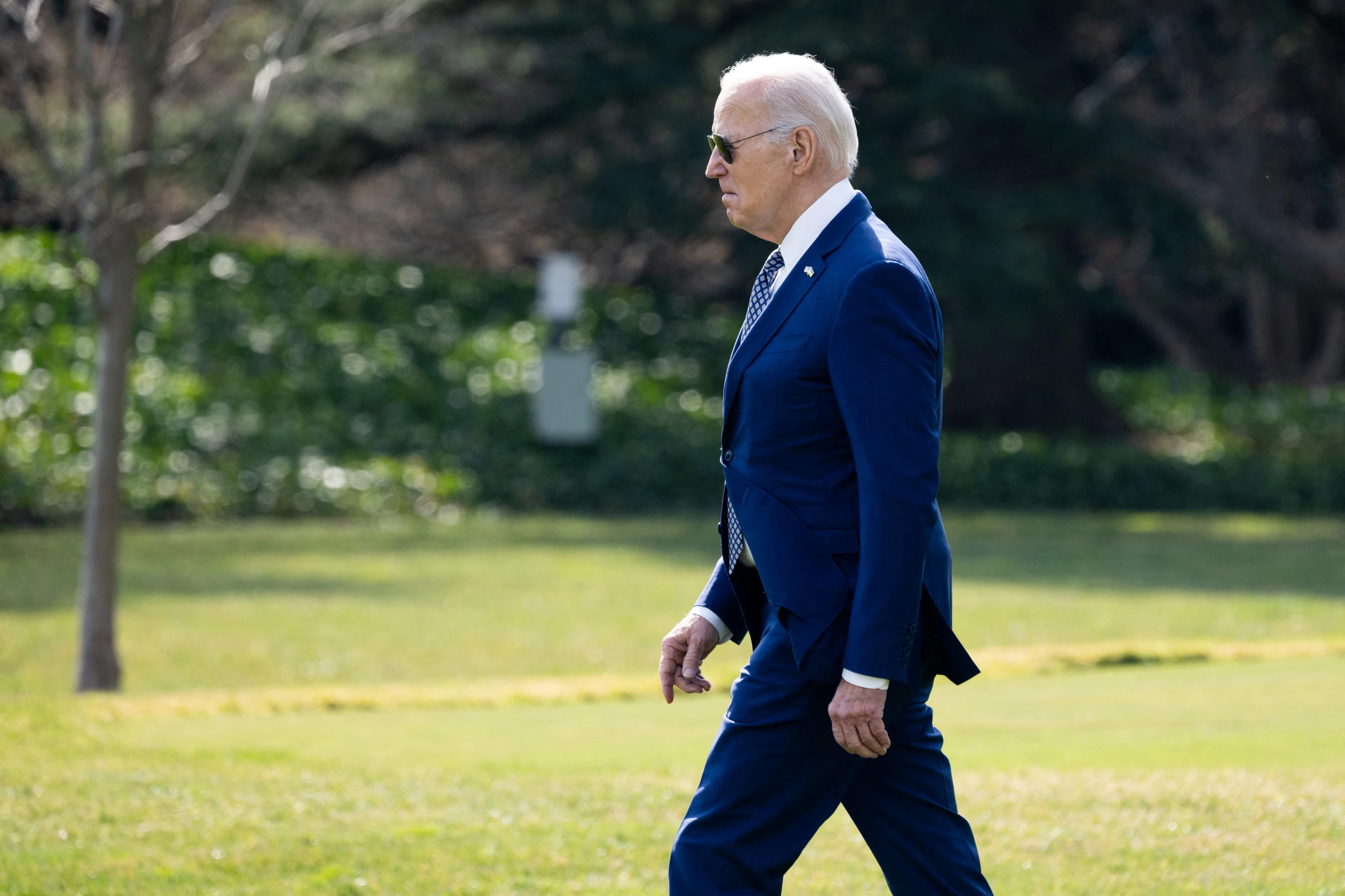 Biden spoke so low during a key White House meeting that some attendees struggled to understand his words, report says