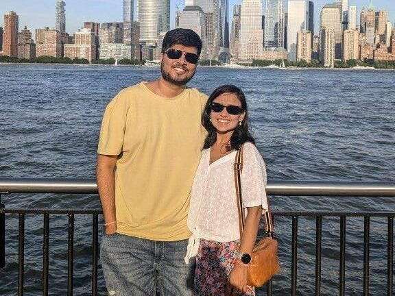 A couple moved to the US from India. They struggled at first but now enjoy the 9-5 lifestyle and free time to work on a side hustle.