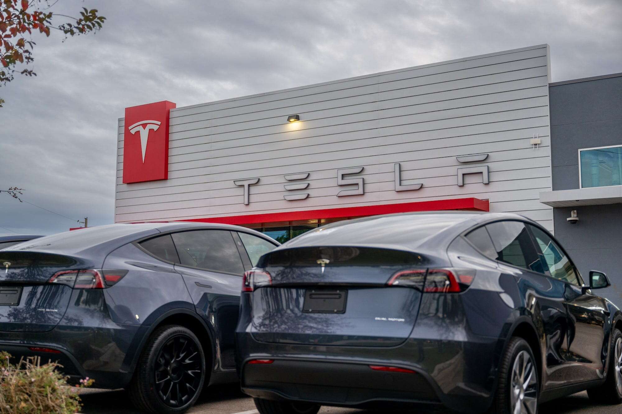 Why one of Europe's largest pensions sold its entire $585 million stake in Tesla