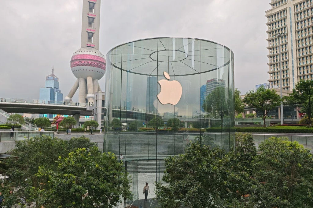 Apple finally gets some good news in China as iPhone shipments surge