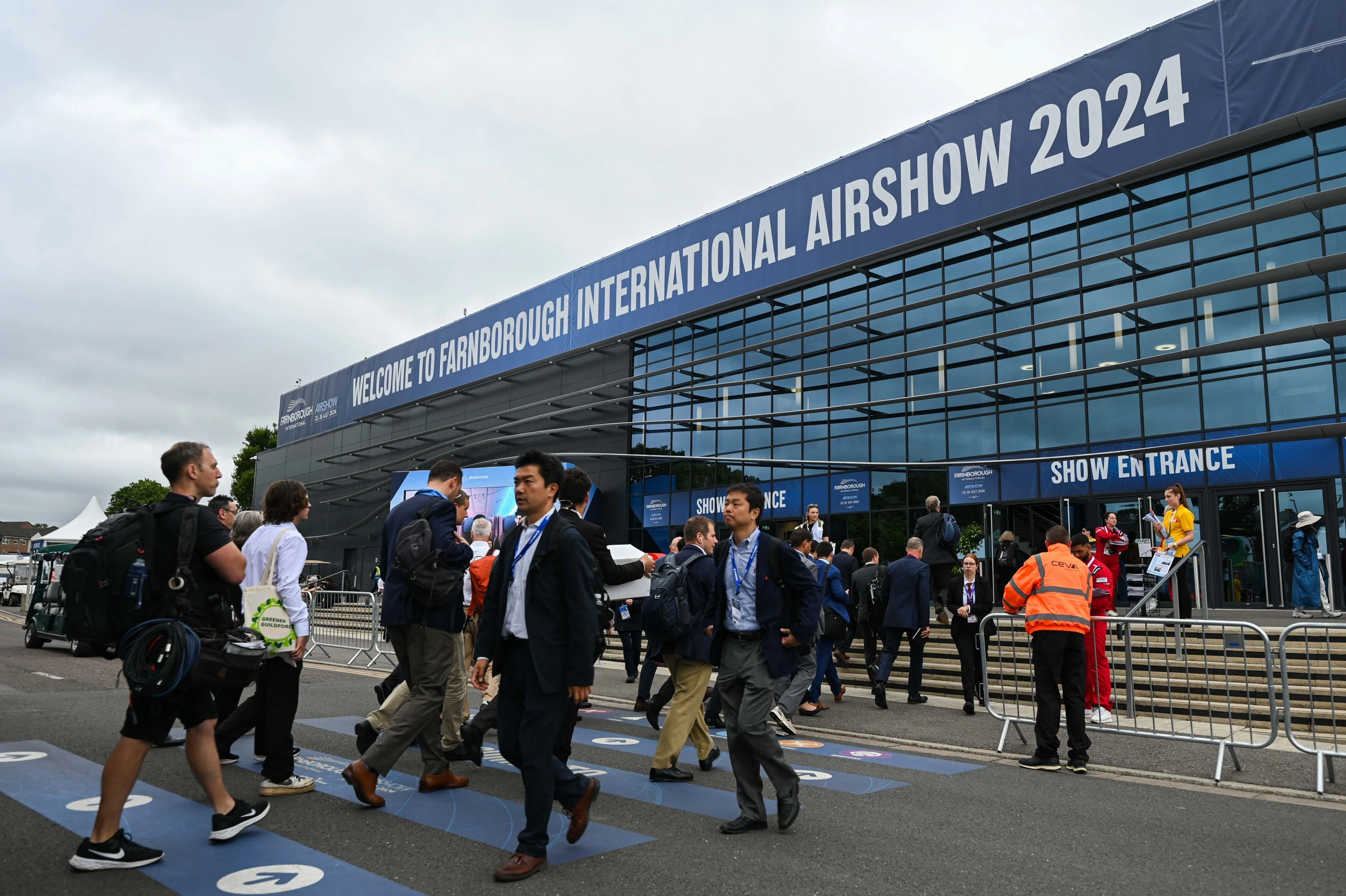 Boeing and Airbus go head-to-head at a giant industry airshow every 2 years. This time, neither won.